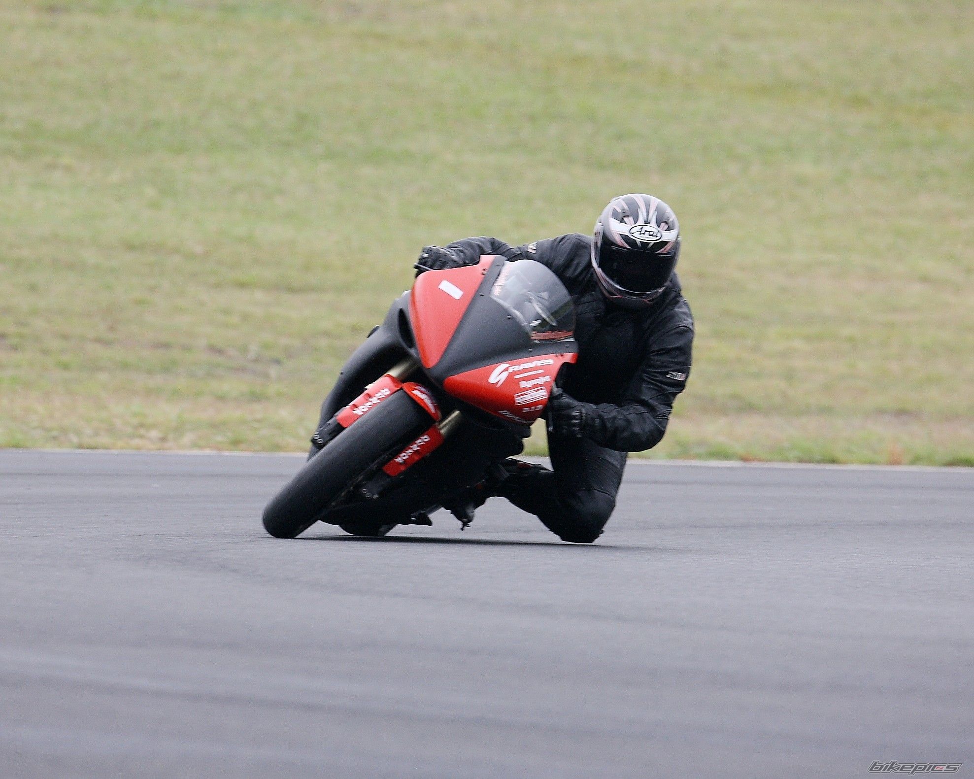 2005 YAMAHA YZF R1 | Picture 2196375 motorcycle photo