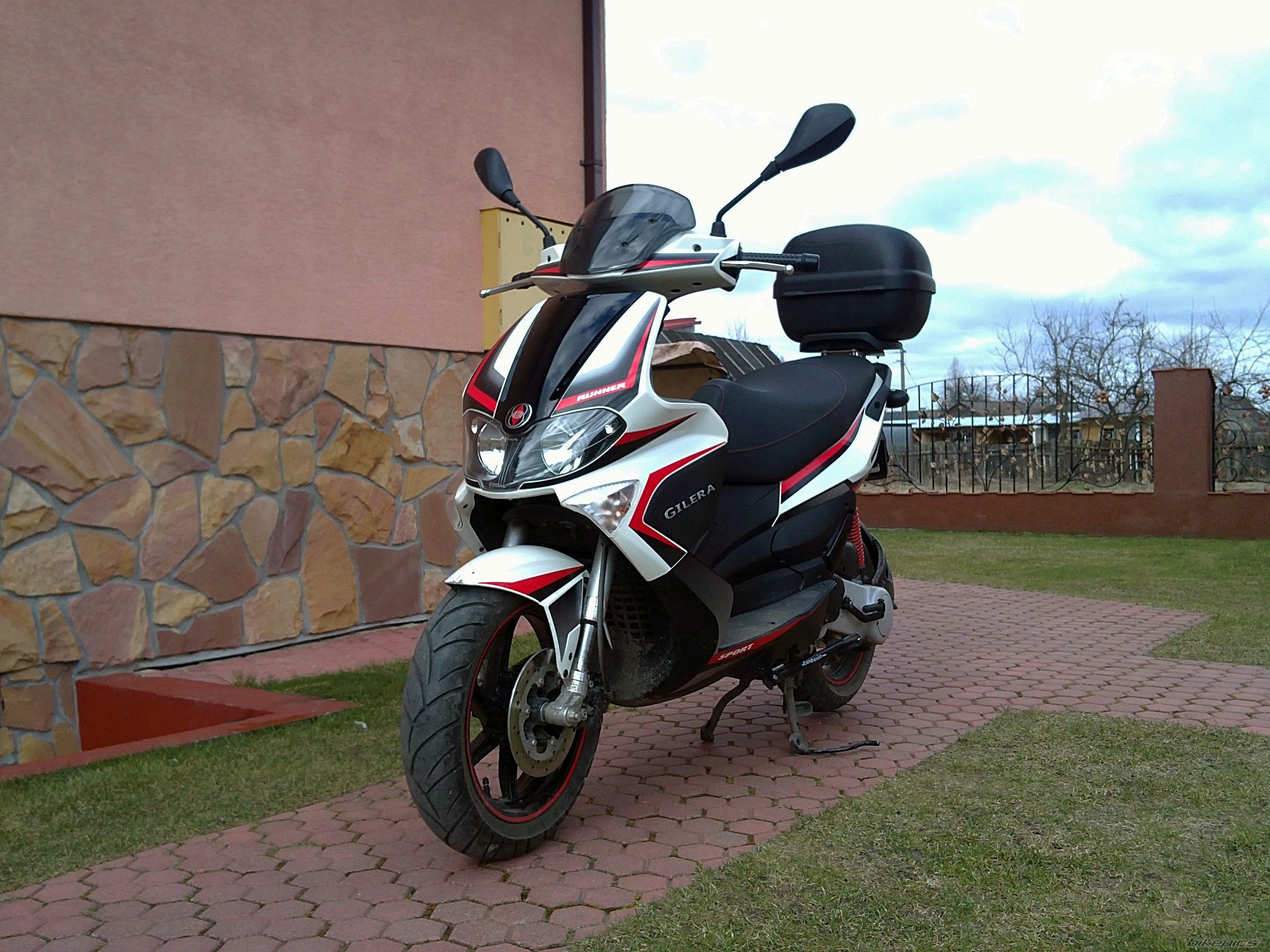 2009 GILERA RUNNER 50 | Picture 2196448 motorcycle photo