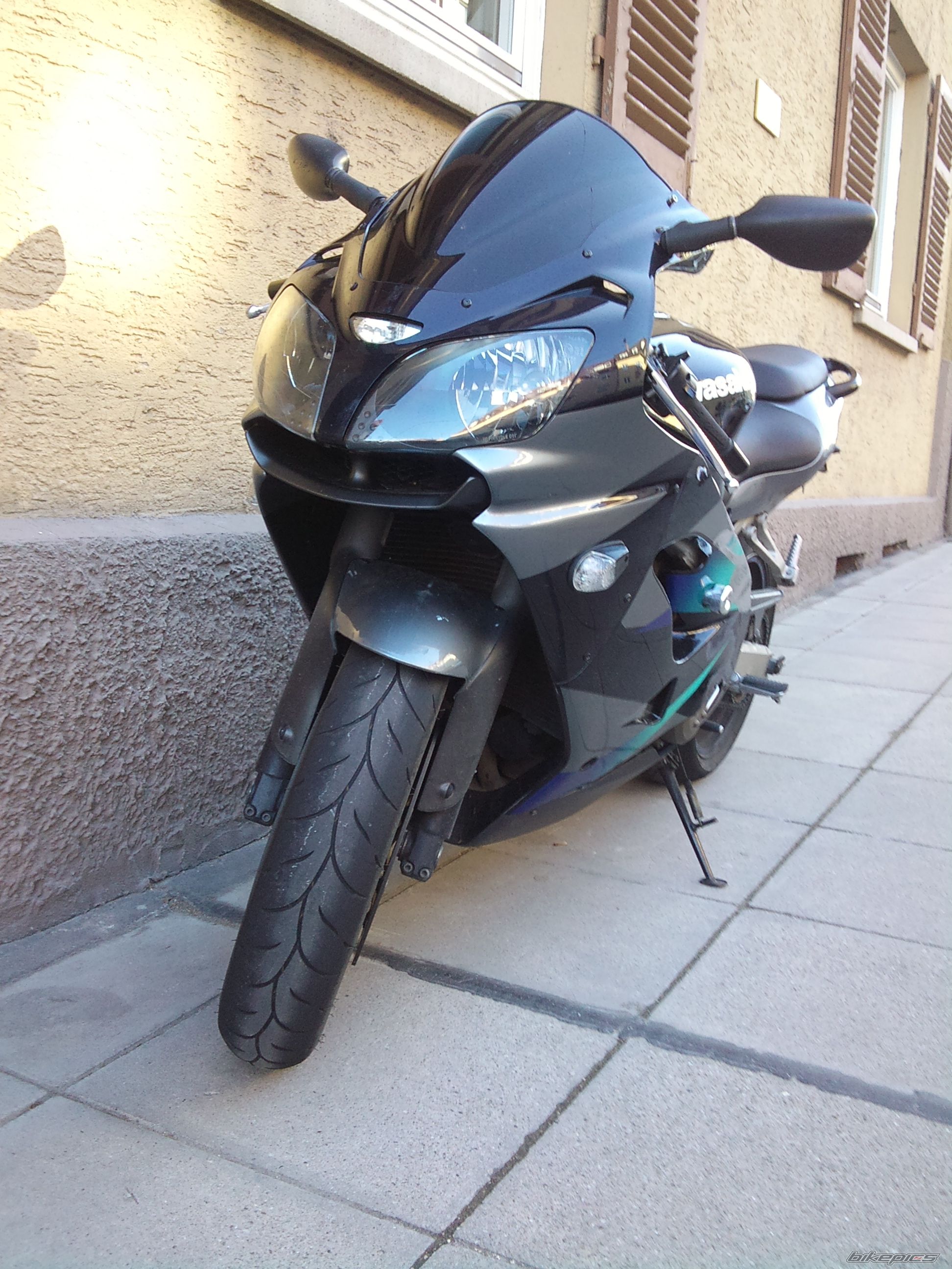 2001 KAWASAKI ZX 9R | Picture 2196533 motorcycle photo