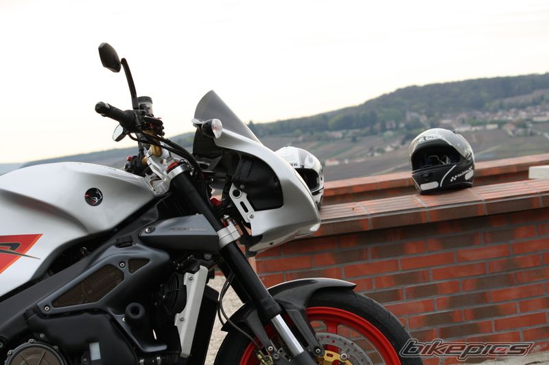 2005 APRILIA RSV MILLE TUONO | Picture 2197674 motorcycle photo