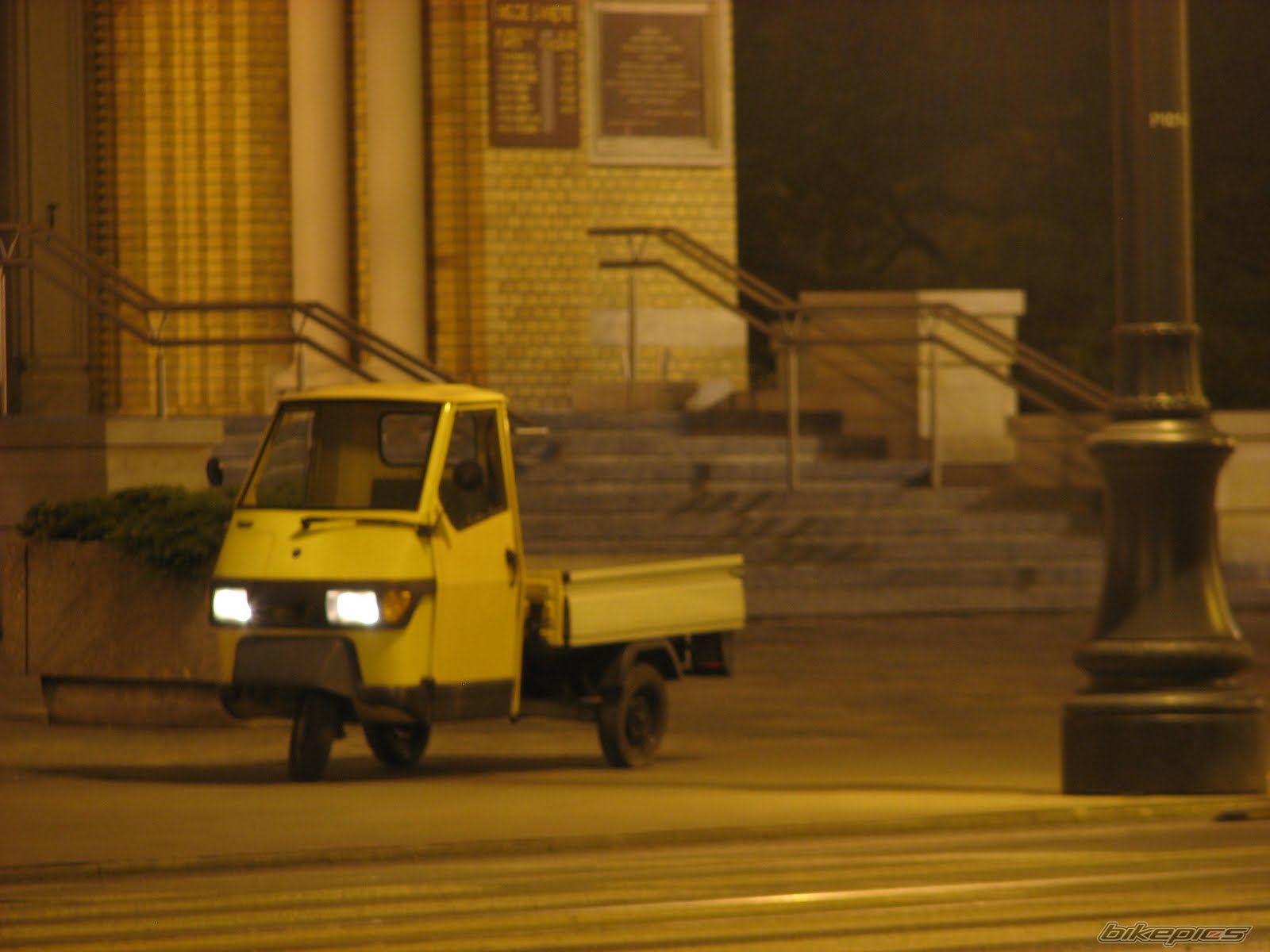 2001 PIAGGIO APE 50 PICKUP | Picture 2199888 motorcycle photo