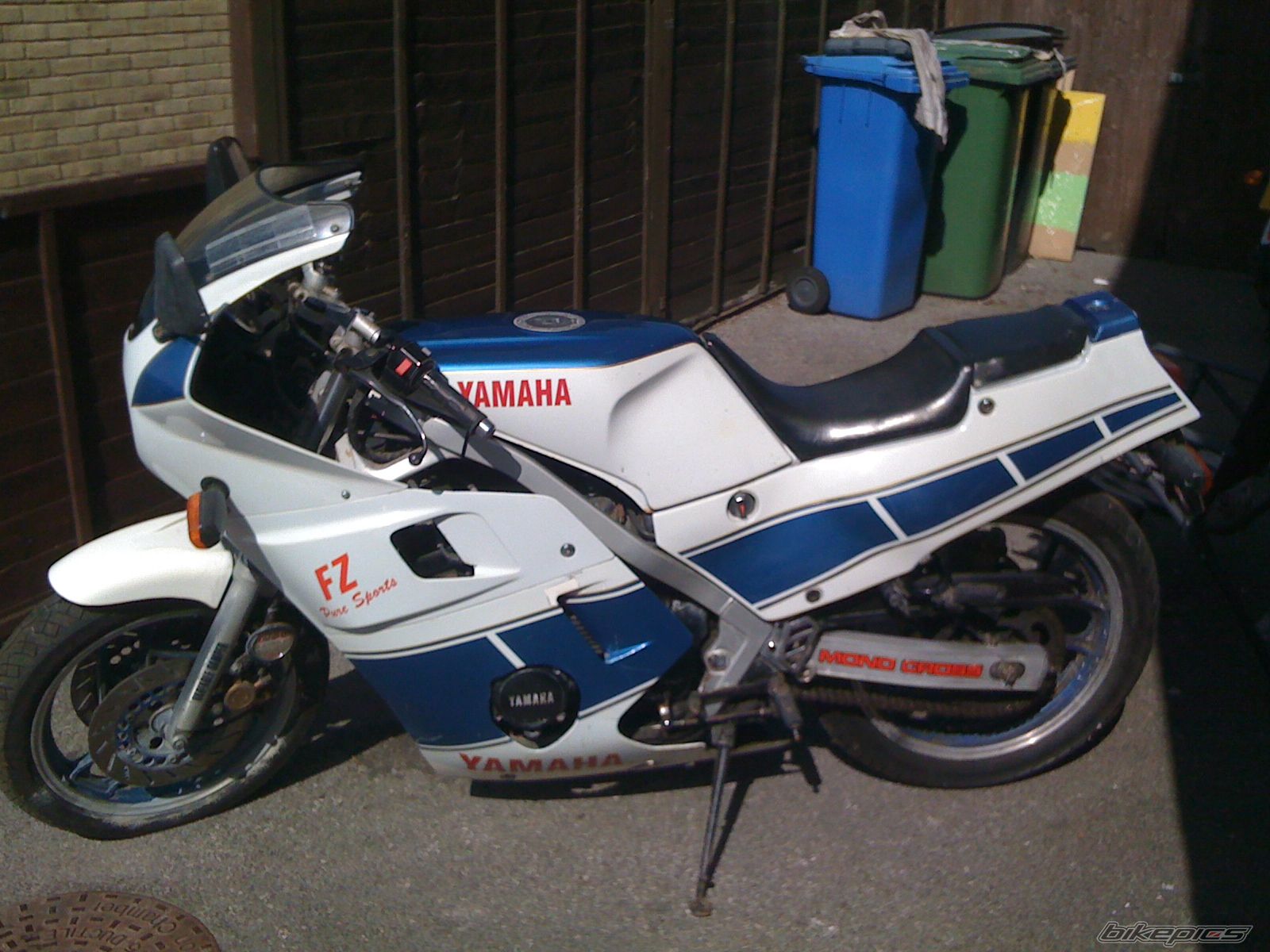 1988 YAMAHA FZ 600 | Picture 2200328 motorcycle photo
