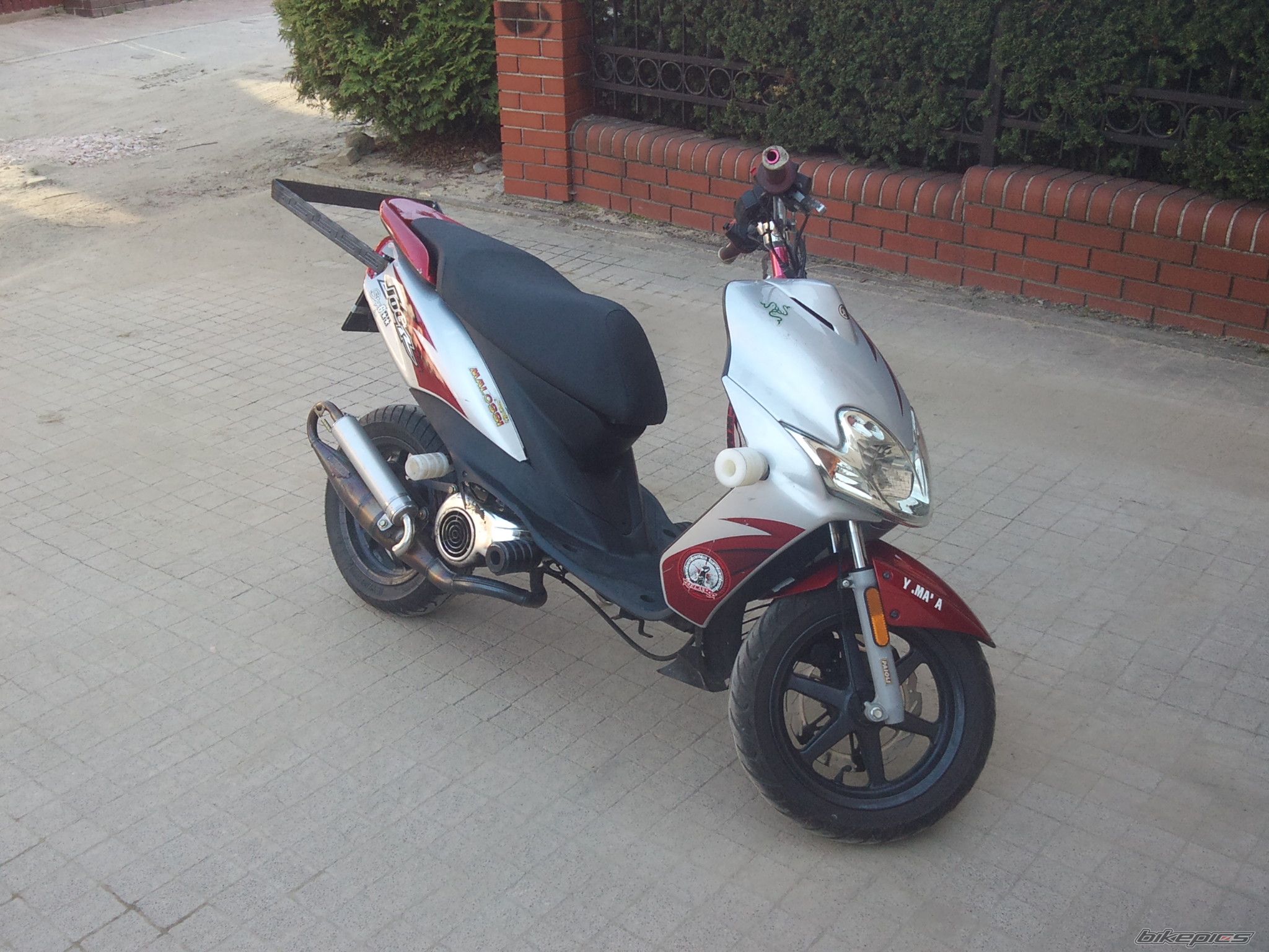 2008 YAMAHA JOG R CS 50 | Picture 2200814 motorcycle photo