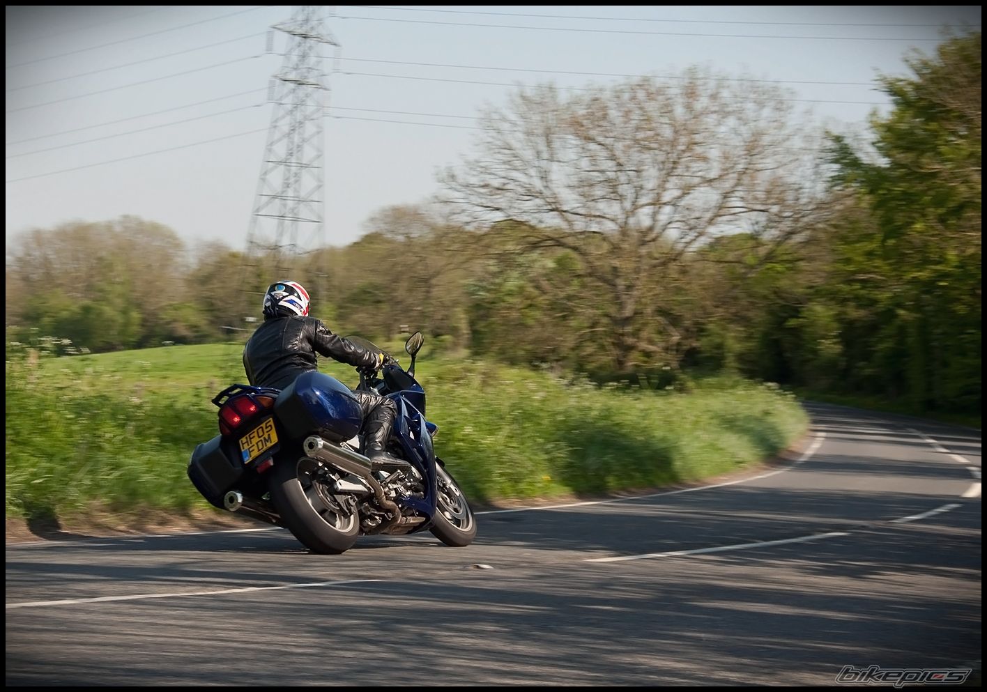 2005 YAMAHA FJR 1300 | Picture 2201016 motorcycle photo