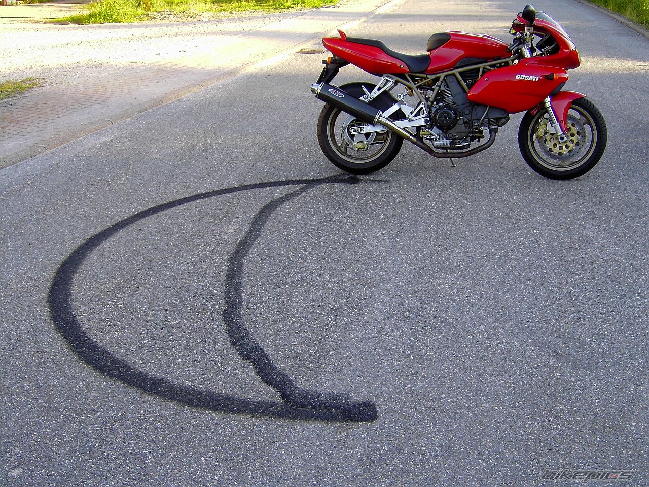 1998 DUCATI 900 SS | Picture 2202146 motorcycle photo