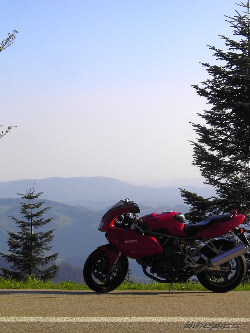 1998 DUCATI 900 SS | Picture 2202147 motorcycle photo