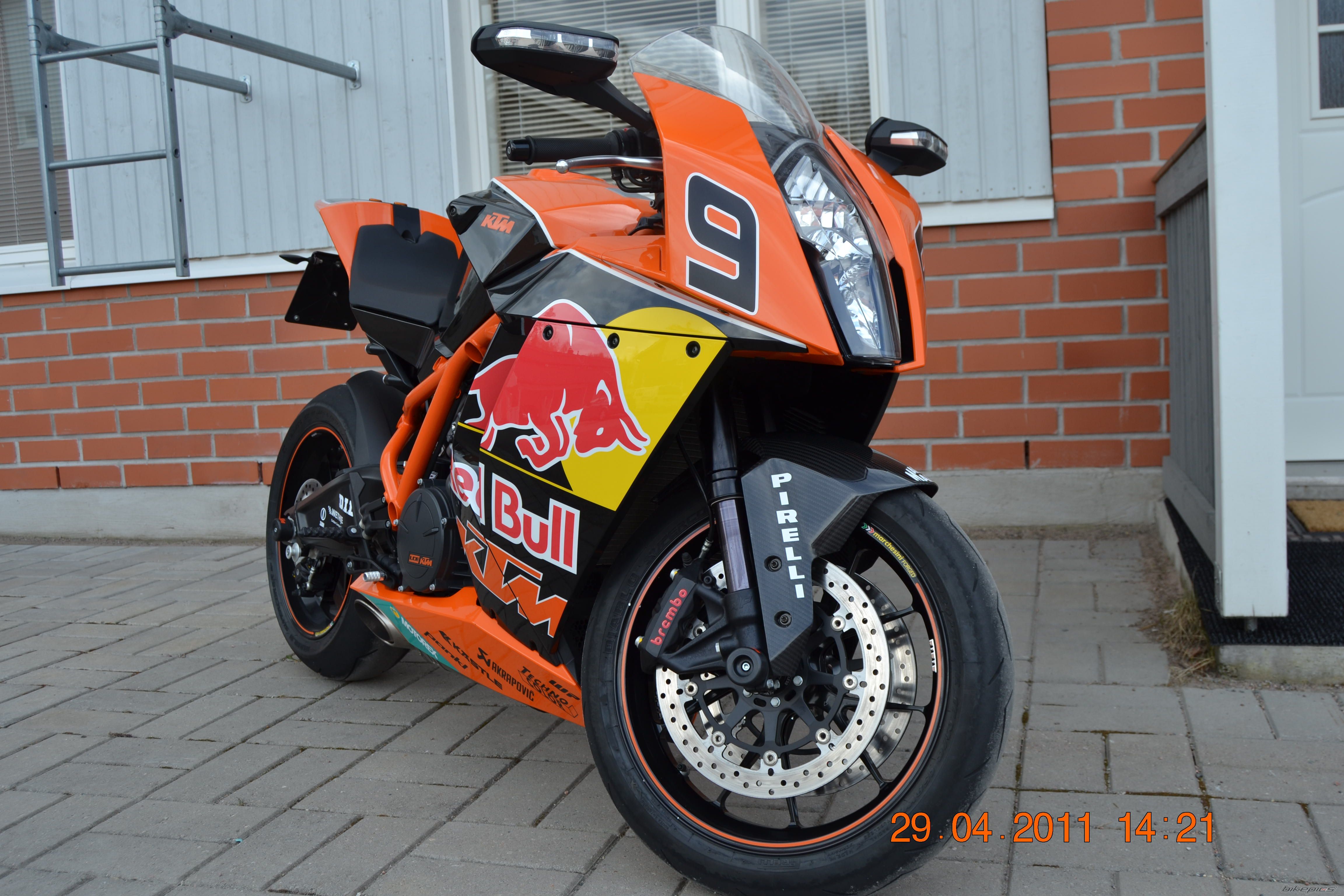2011 KTM RC8 R | Picture 2203045 motorcycle photo