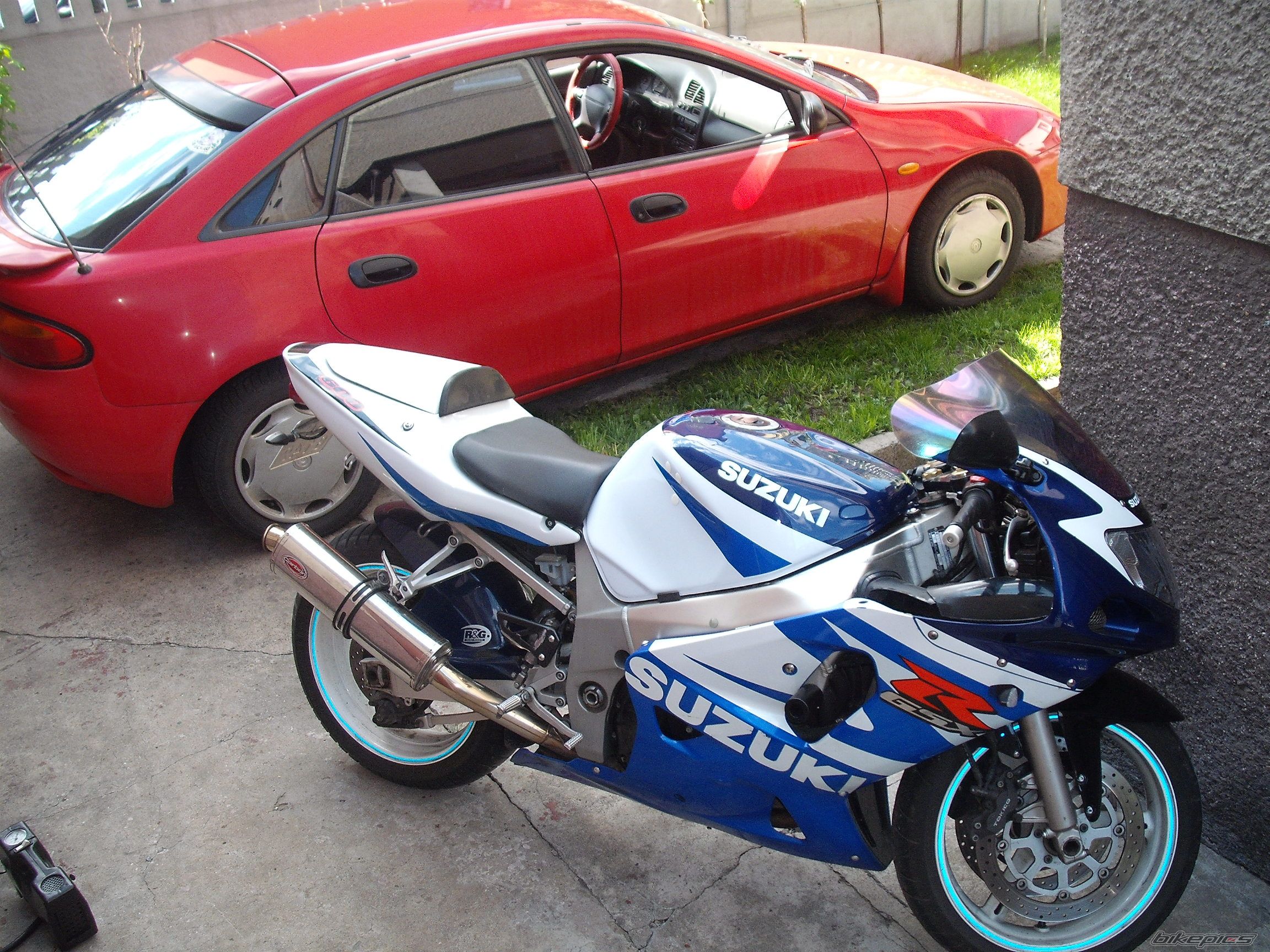 2002 SUZUKI GSX R 600 | Picture 2203192 motorcycle photo