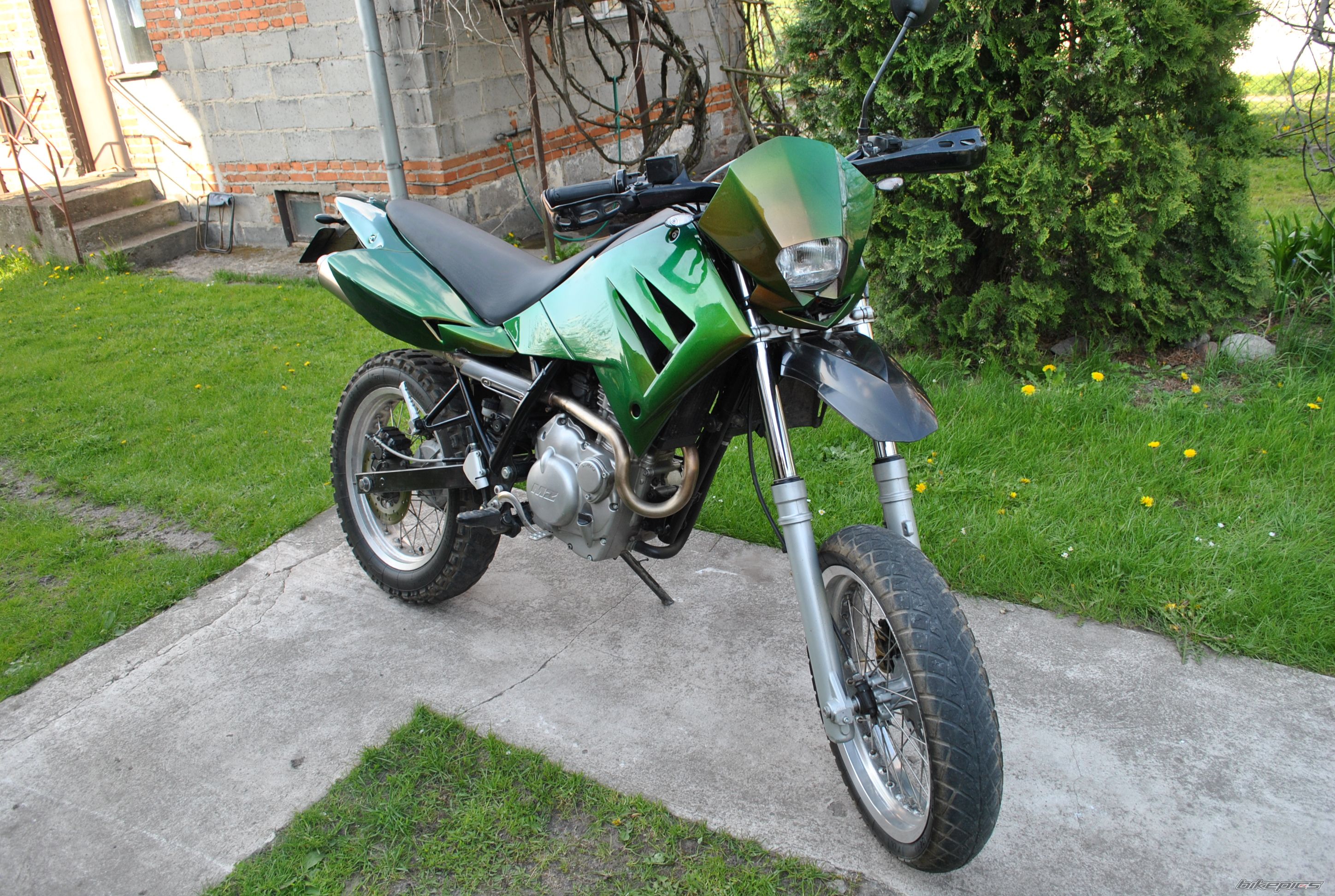 2005 MZ 125SM | Picture 2203435 motorcycle photo