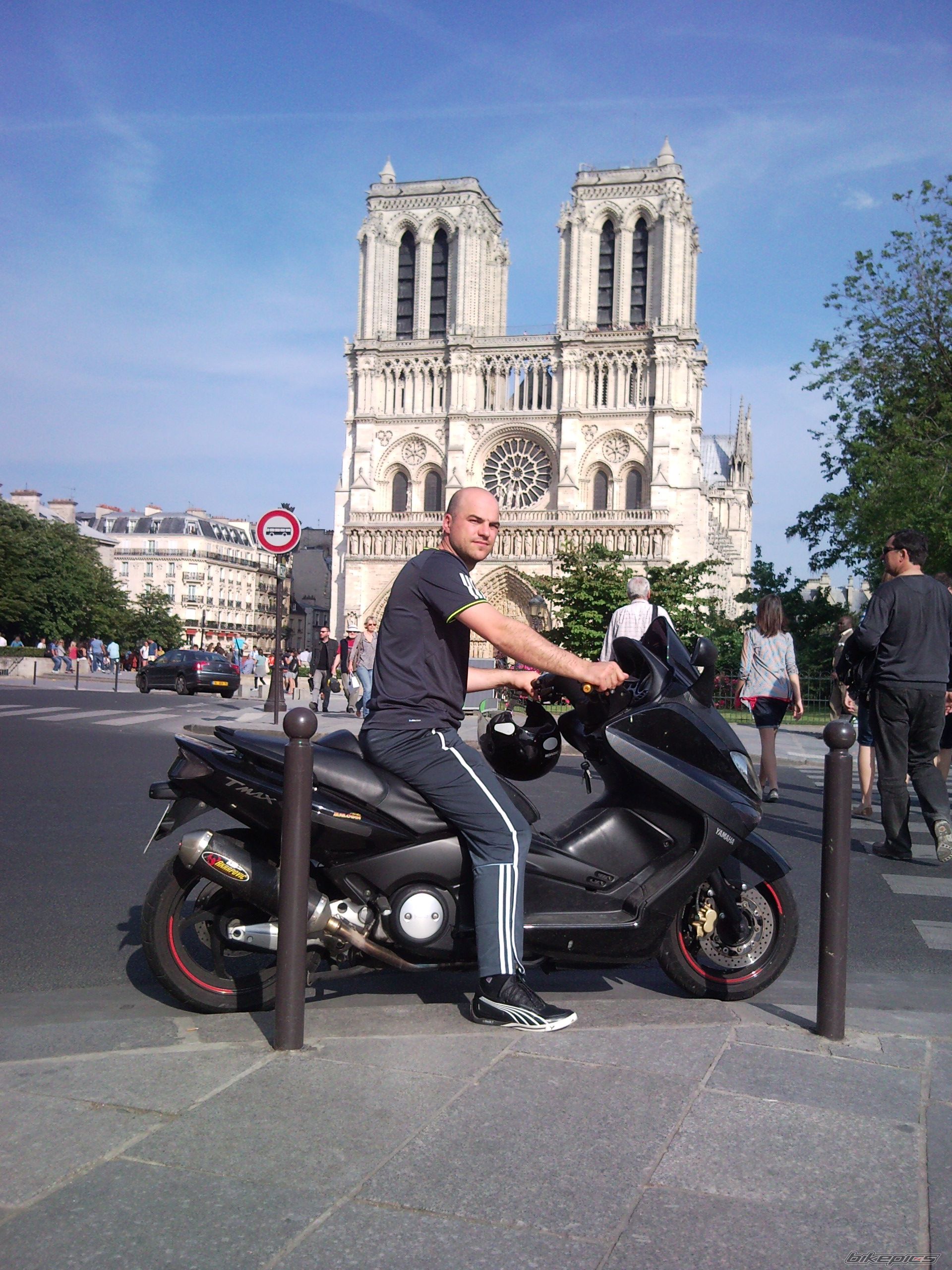 2004 YAMAHA TMAX 500 | Picture 2203477 motorcycle photo