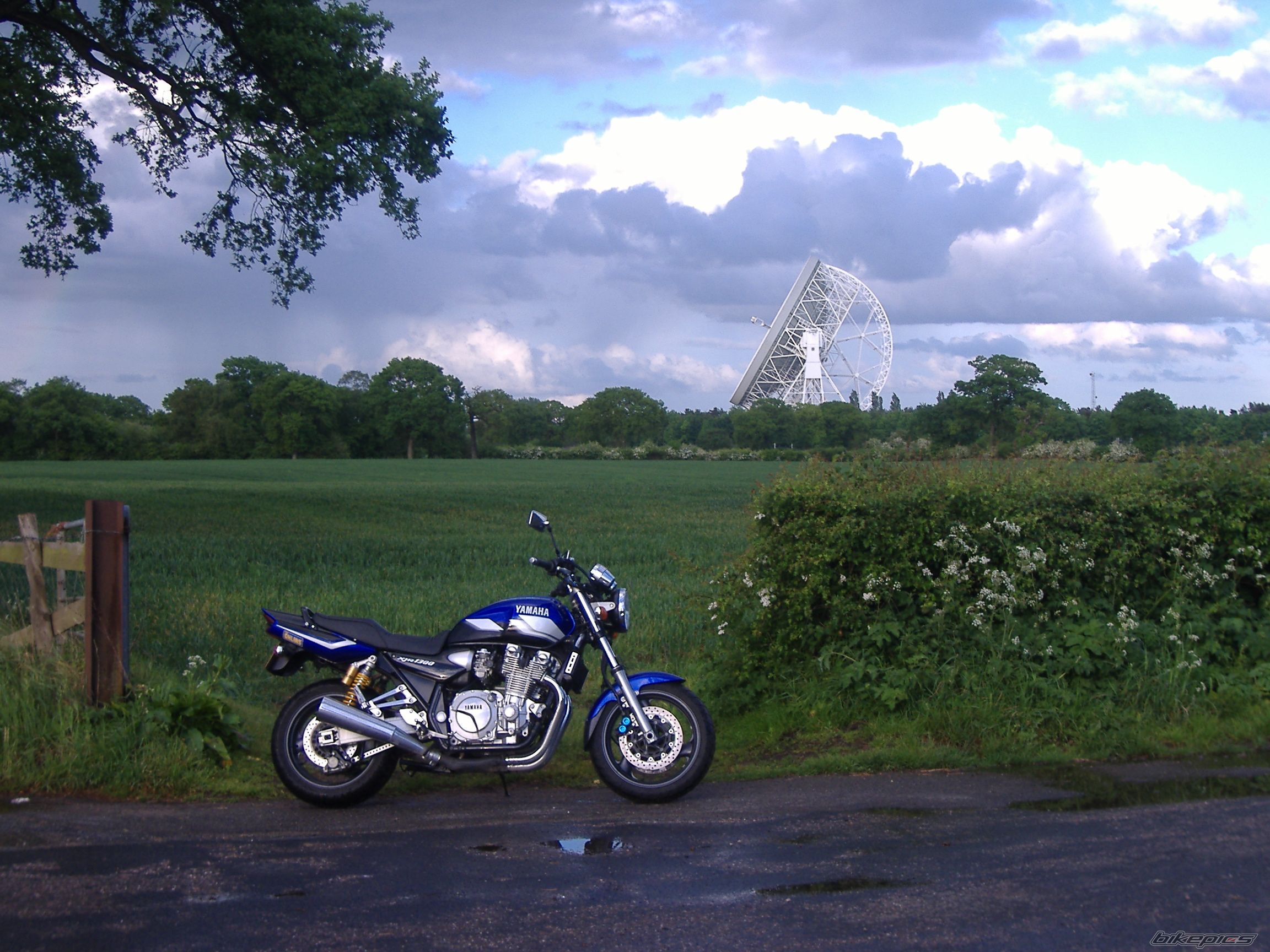 2001 YAMAHA XJR 1300 | Picture 2203753 motorcycle photo