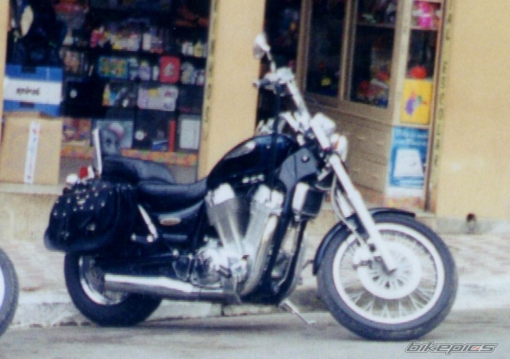 1999 SUZUKI INTRUDER 1400 | Picture 2204673 motorcycle photo