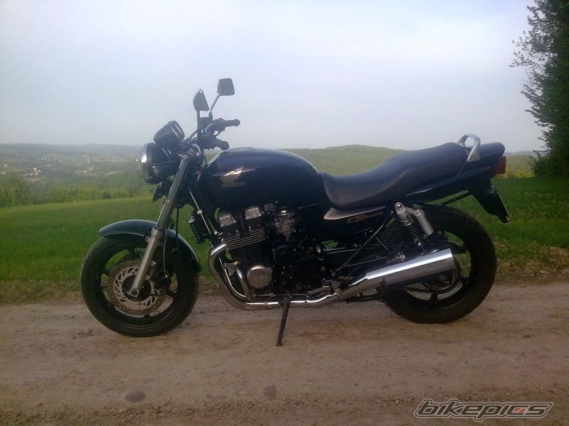1998 HONDA CB 750 | Picture 2204959 motorcycle photo