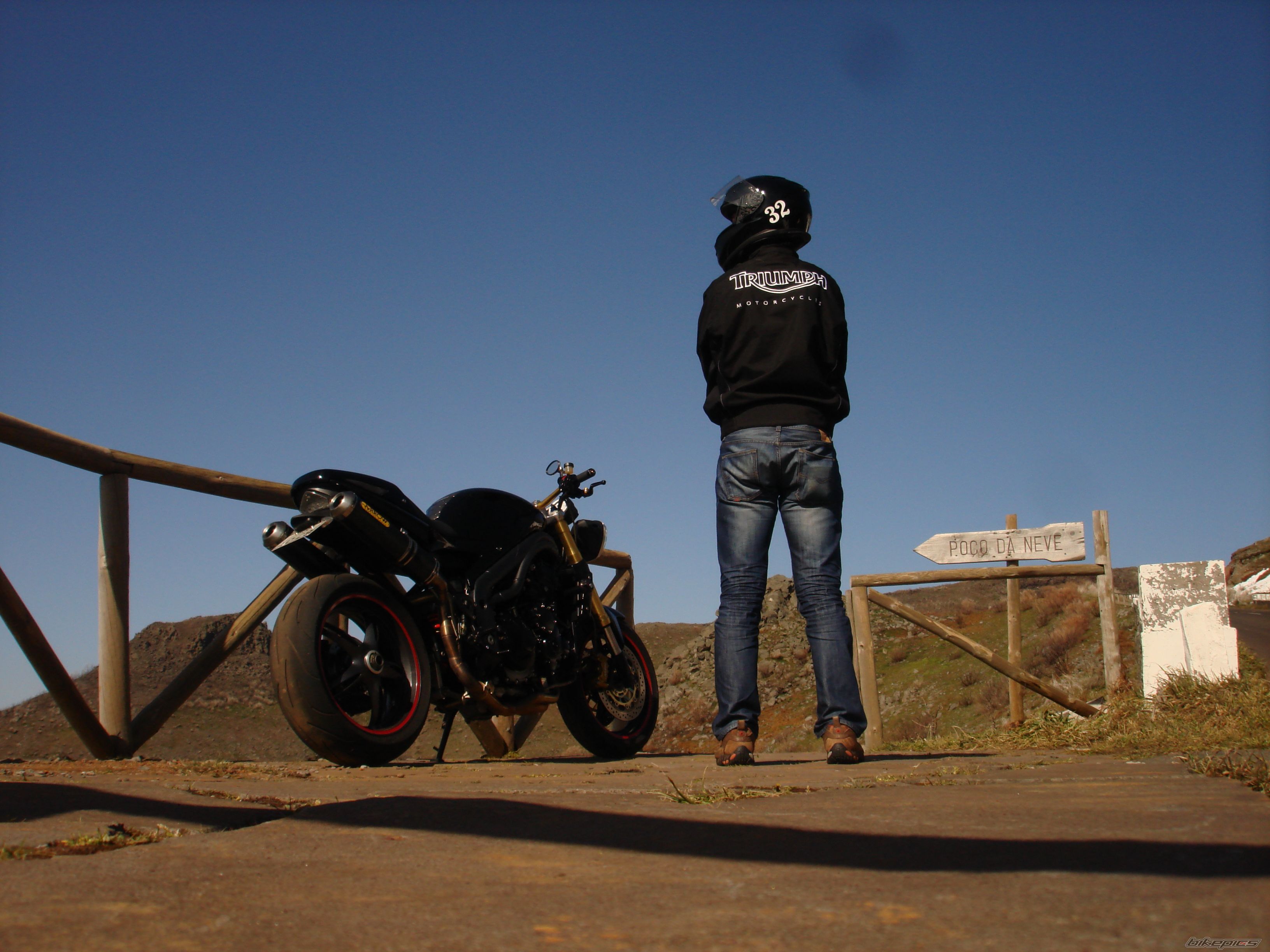2006 TRIUMPH SPEED TRIPLE | Picture 2205273 motorcycle photo