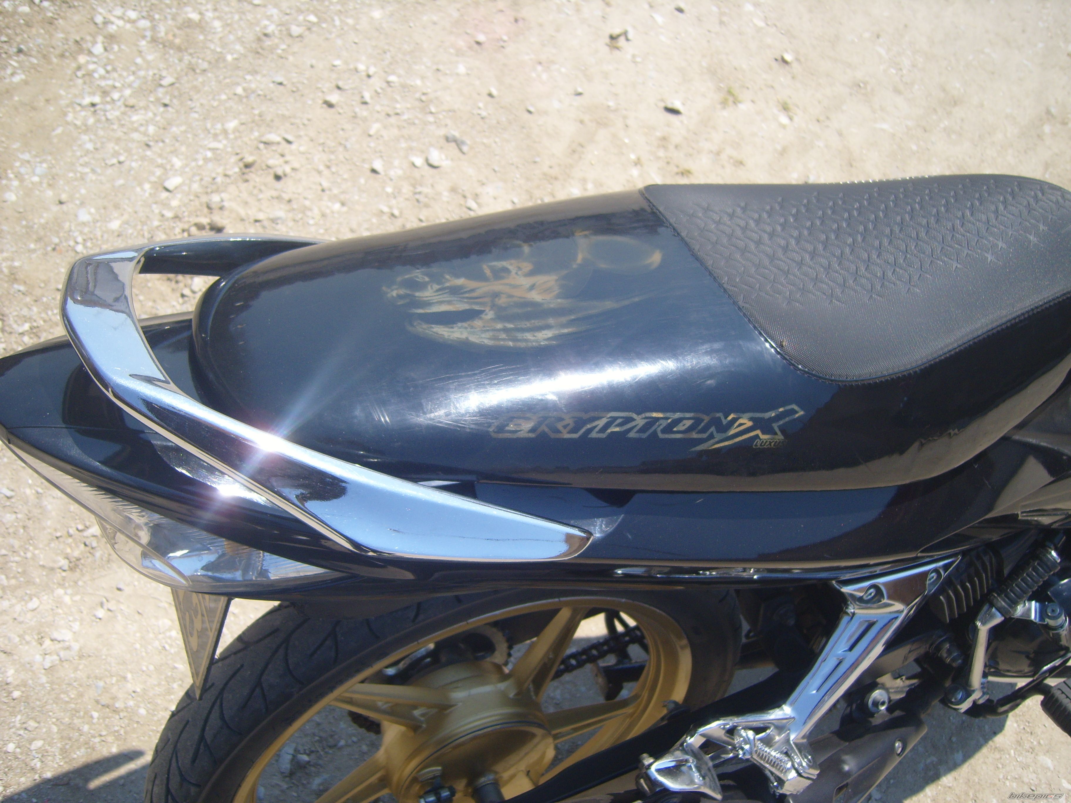 2009 YAMAHA CRYPTON X | Picture 2207249 motorcycle photo