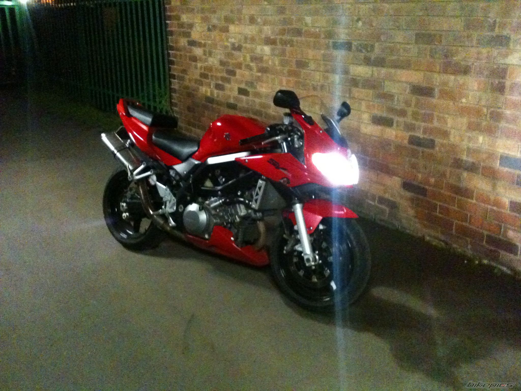 2005 SUZUKI SV 1000 S | Picture 2207314 motorcycle photo