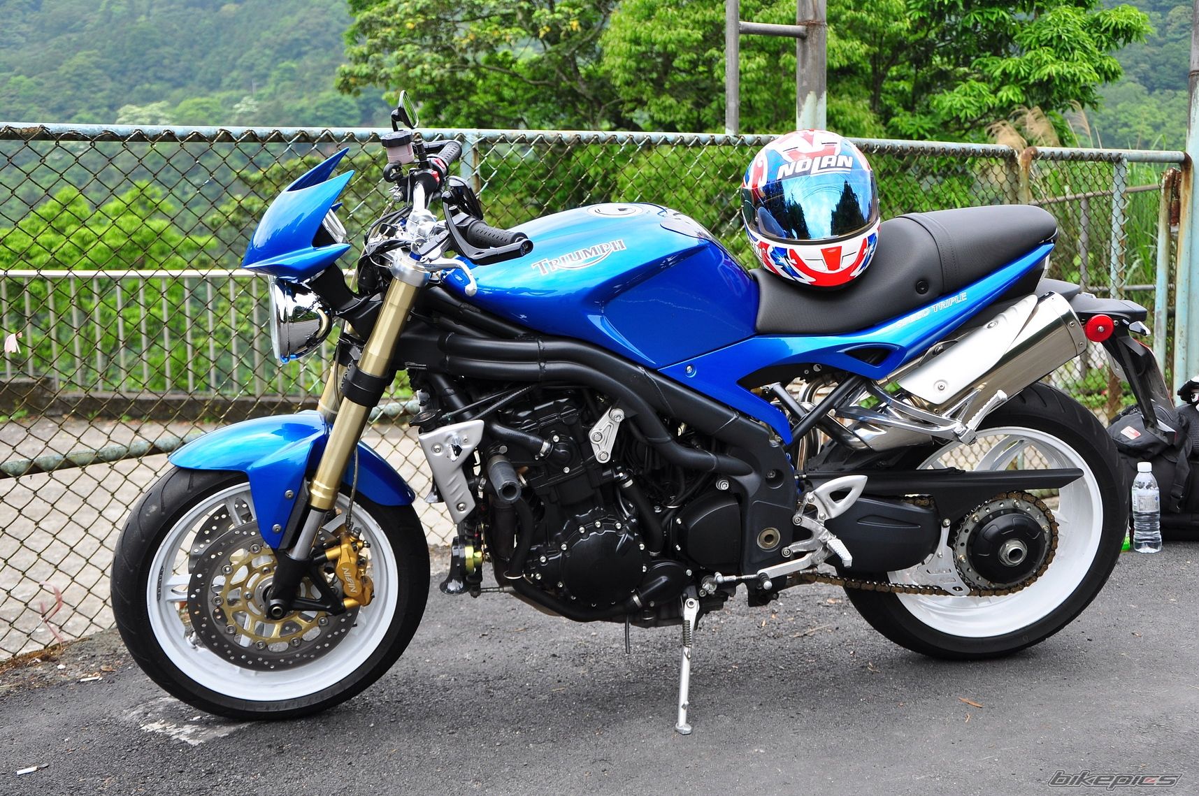 2006 TRIUMPH SPEED TRIPLE | Picture 2207359 motorcycle photo