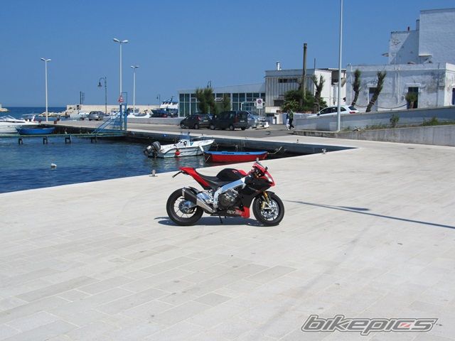 2011 APRILIA RSV4 | Picture 2207822 motorcycle photo