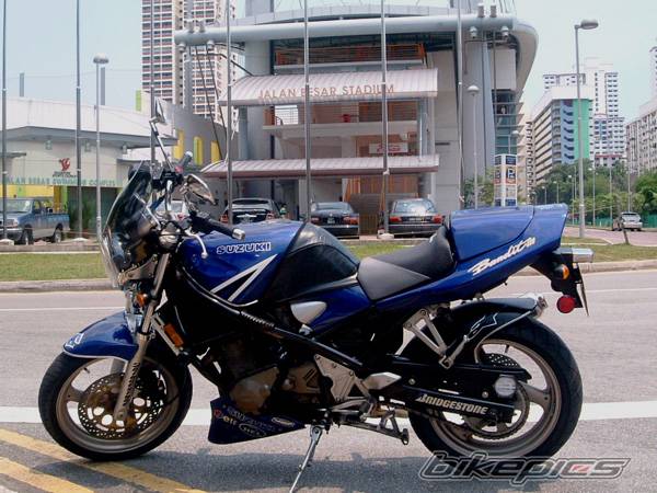 1993 SUZUKI BANDIT 400 | Picture 220811 motorcycle photo