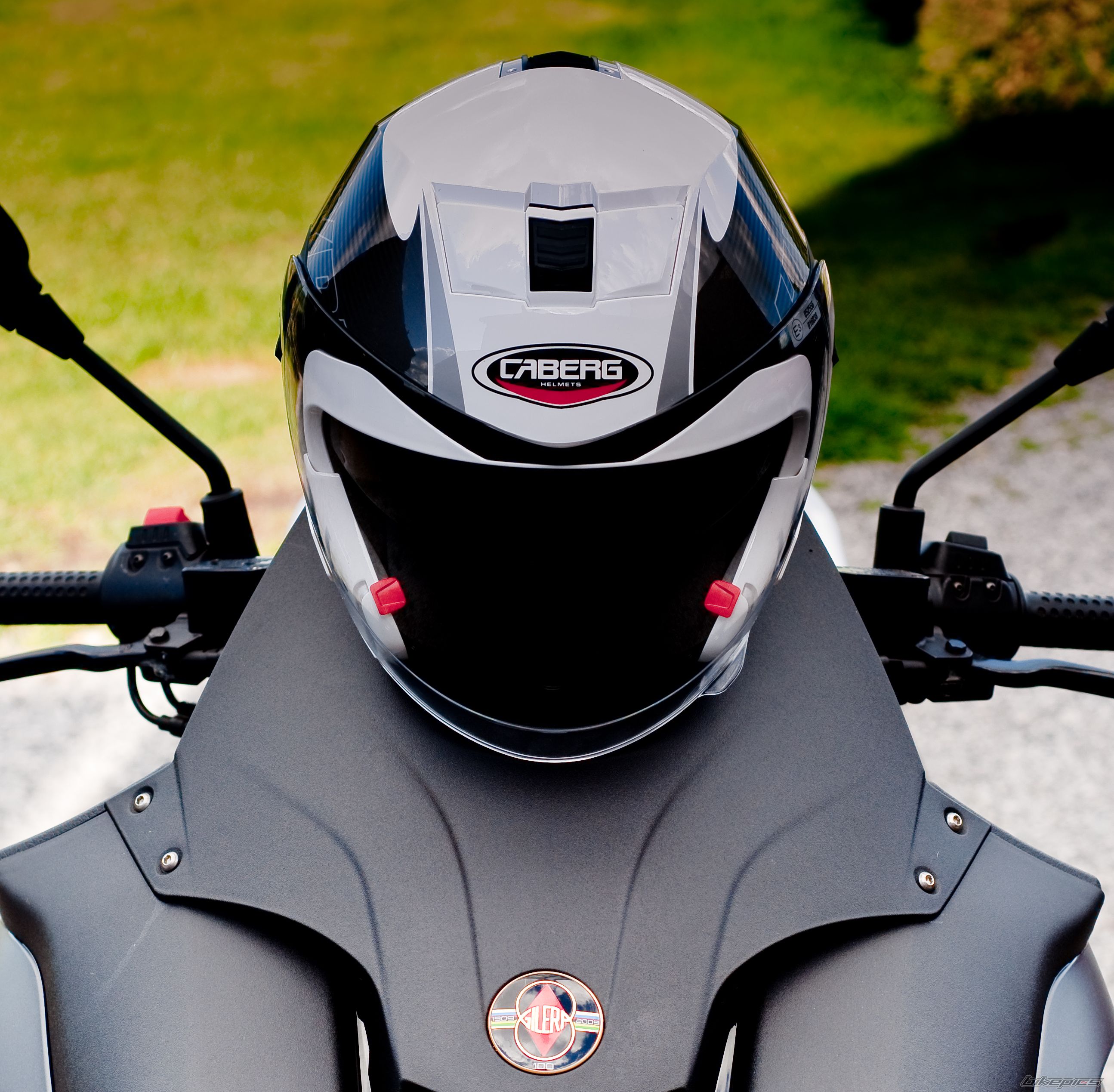 2011 GILERA FUOCO | Picture 2208131 motorcycle photo