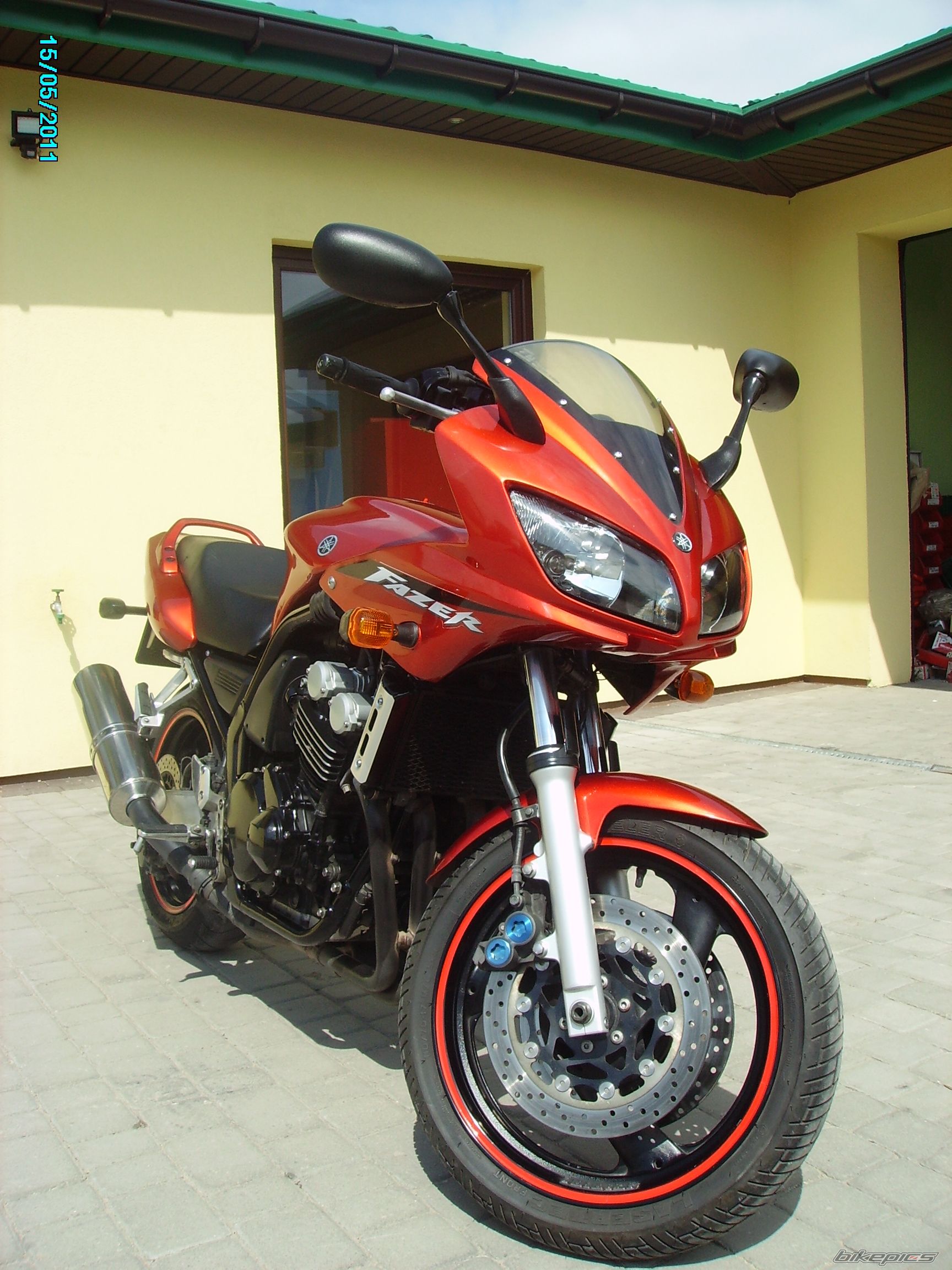 2003 YAMAHA FZS 600 FAZER | Picture 2209142 motorcycle photo