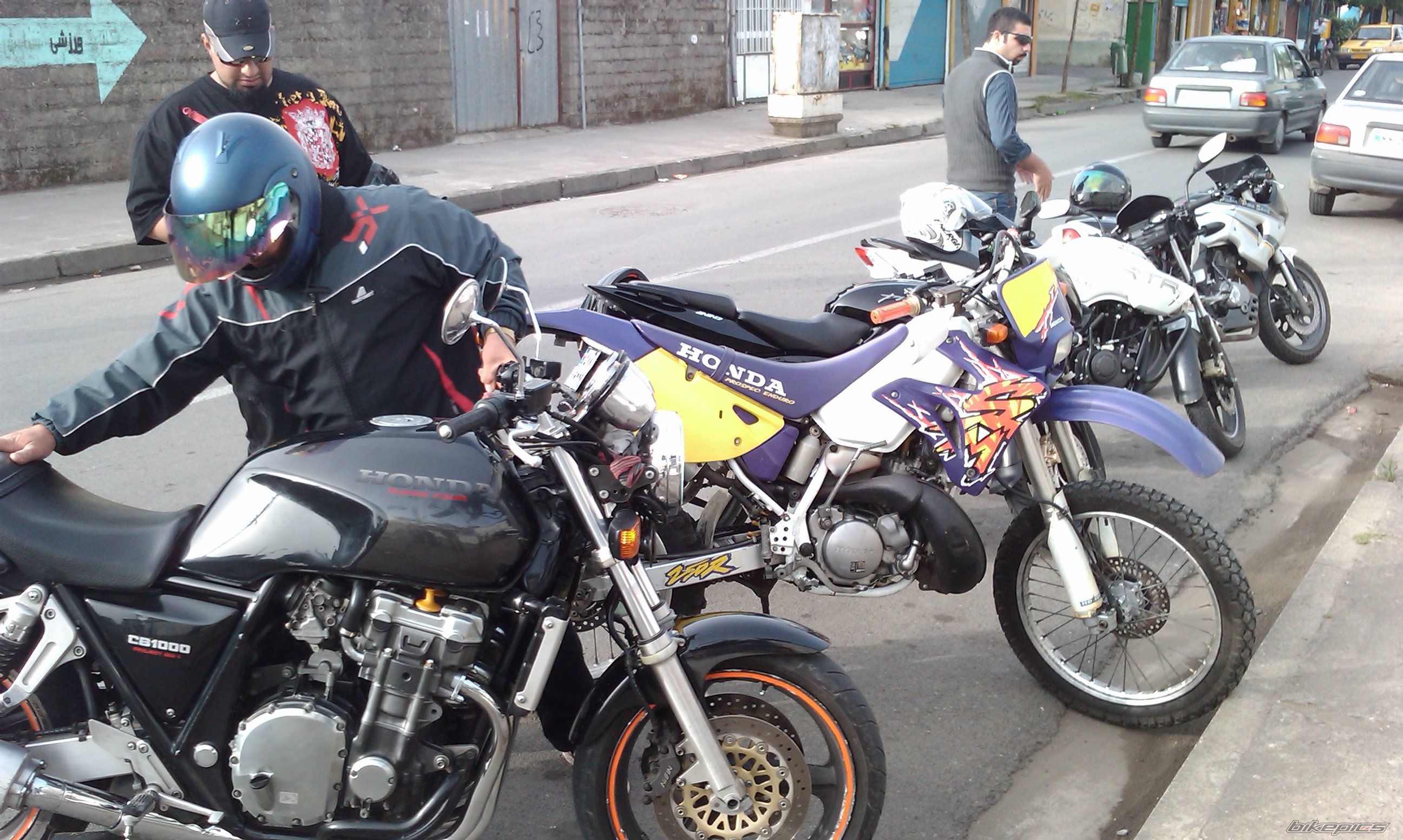 2012 SUZUKI GSX 1400 | Picture 2211293 motorcycle photo