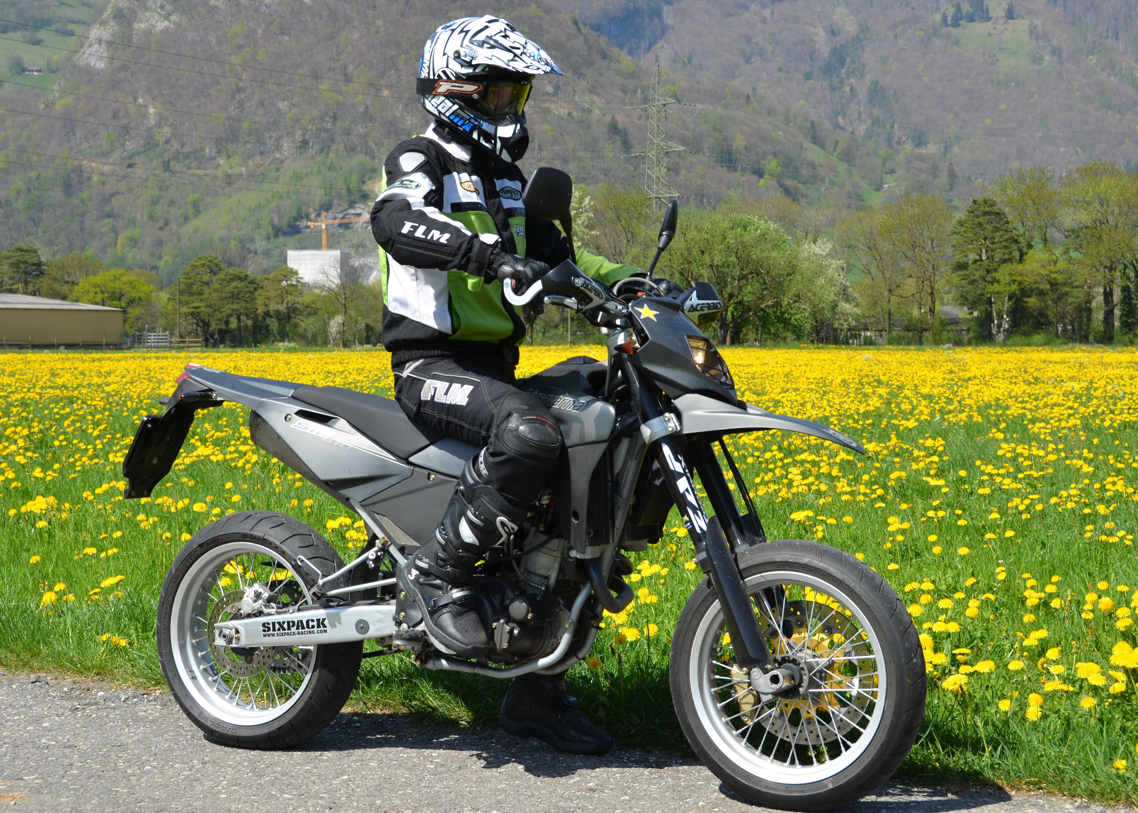 2010 HUSQVARNA SM 610 S | Picture 2211382 motorcycle photo