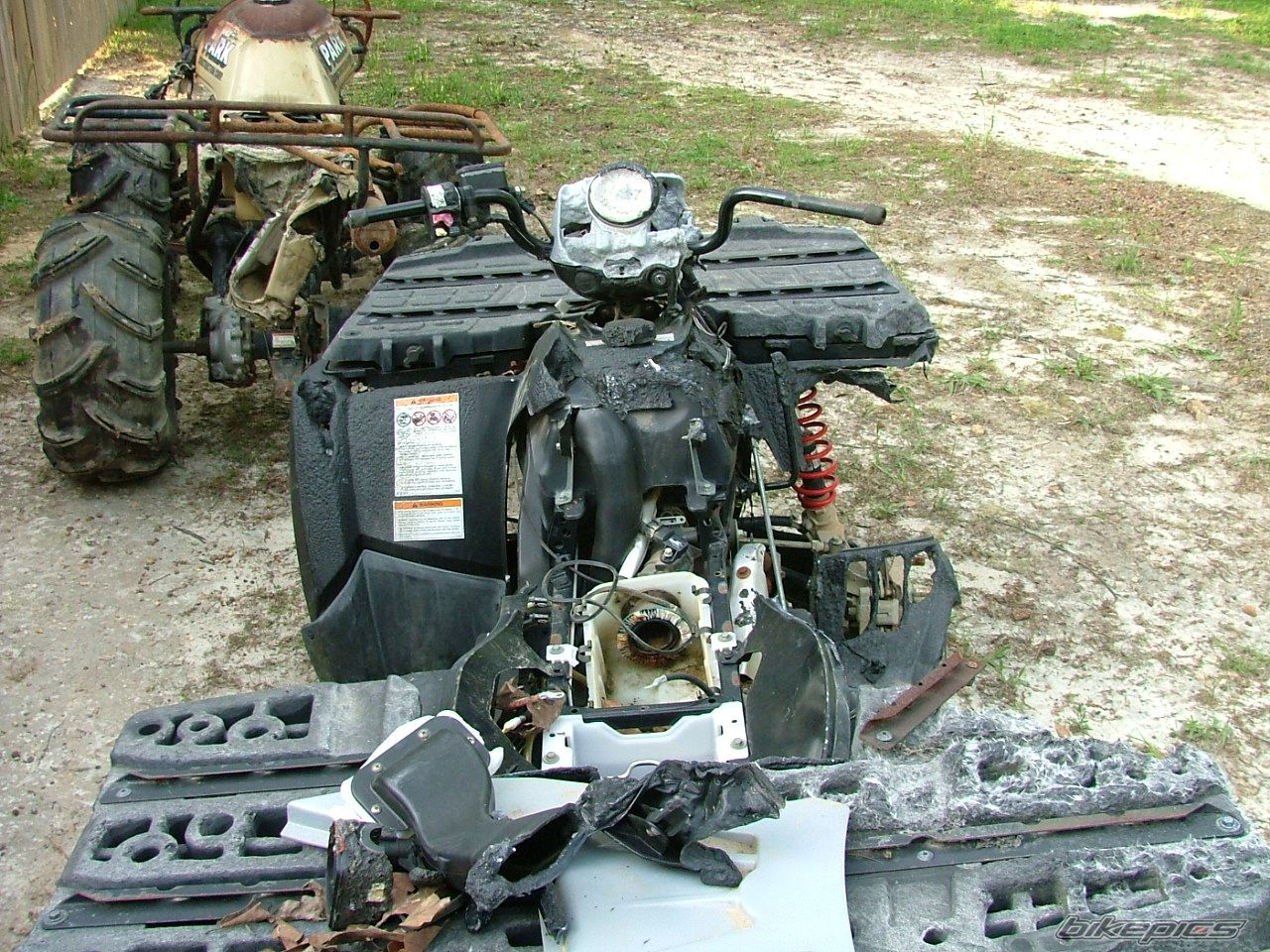 2005 POLARIS SPORTSMAN 800 TWIN EFI | Picture 2211806 motorcycle photo