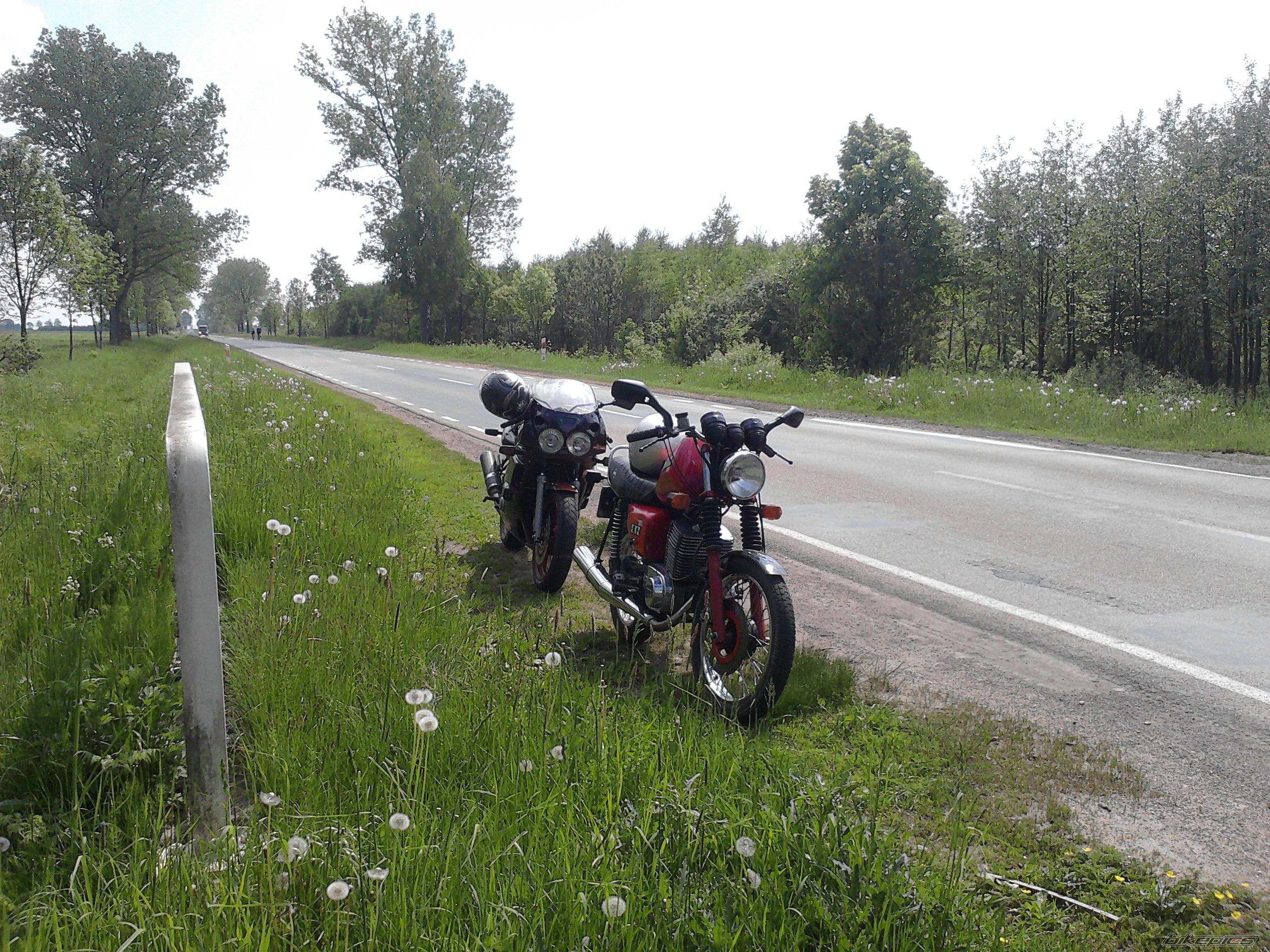 1990 YAMAHA FZR 600 | Picture 2212112 motorcycle photo