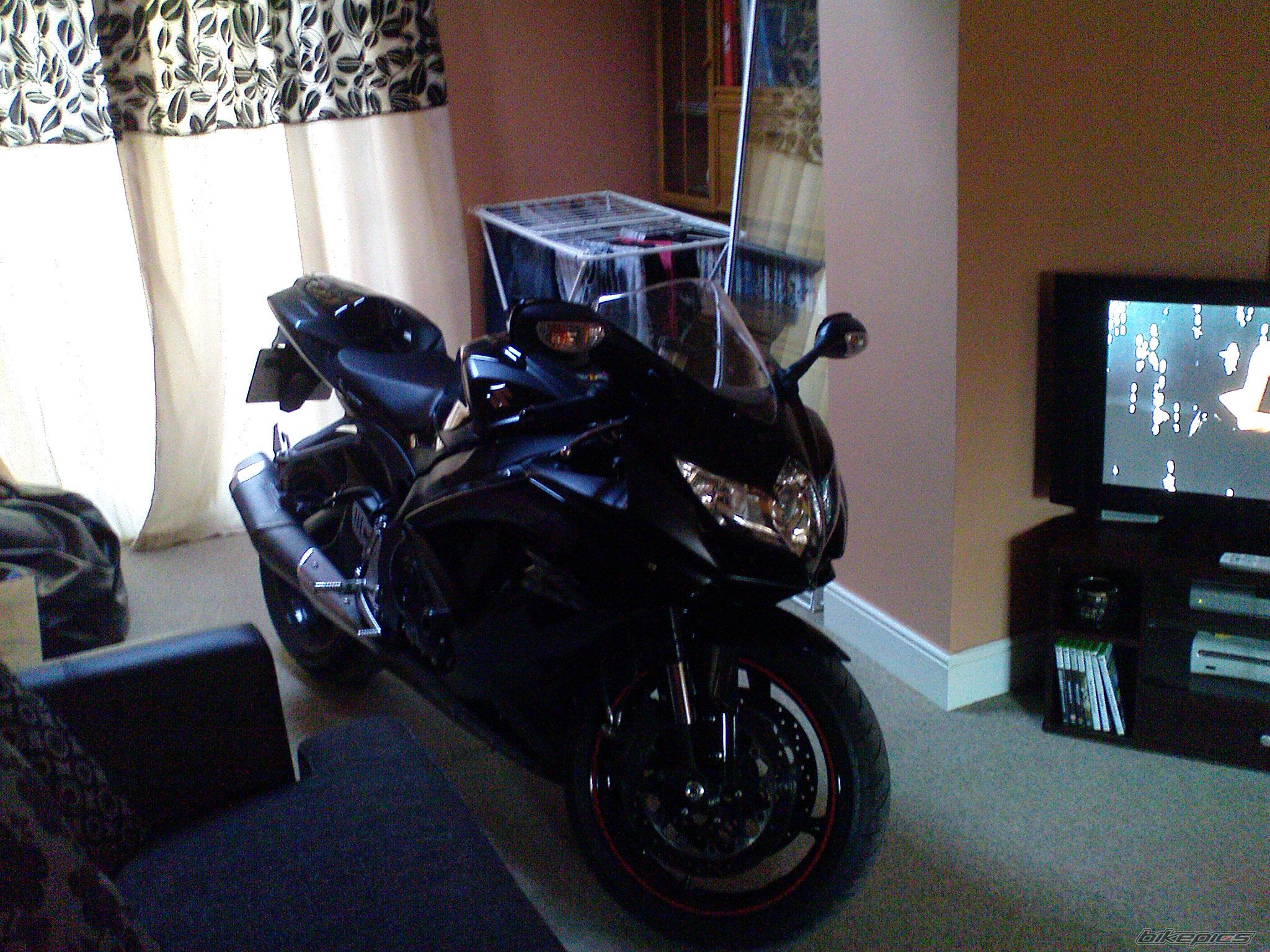 2008 SUZUKI GSX R 750 | Picture 2212383 motorcycle photo