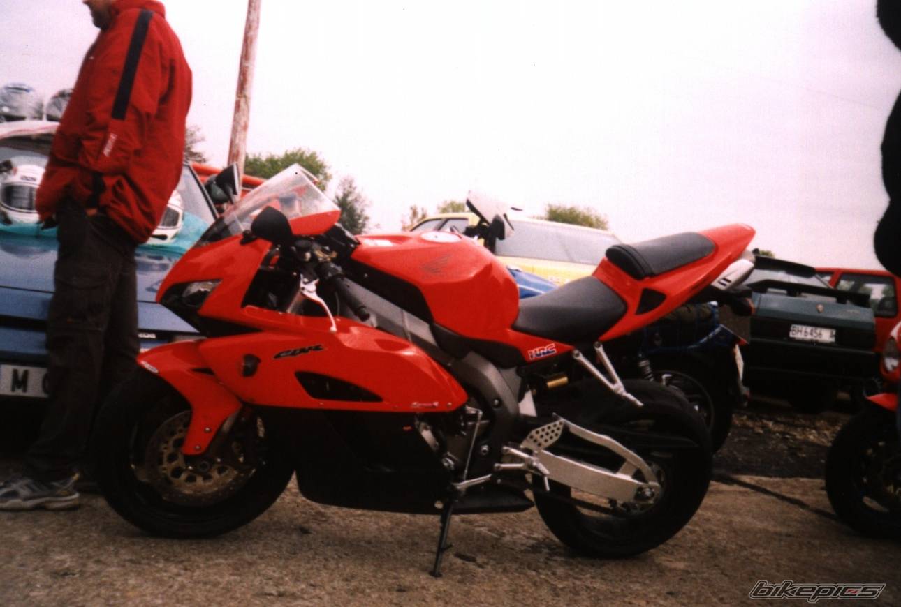 2002 SUZUKI TL1000R | Picture 221320 motorcycle photo