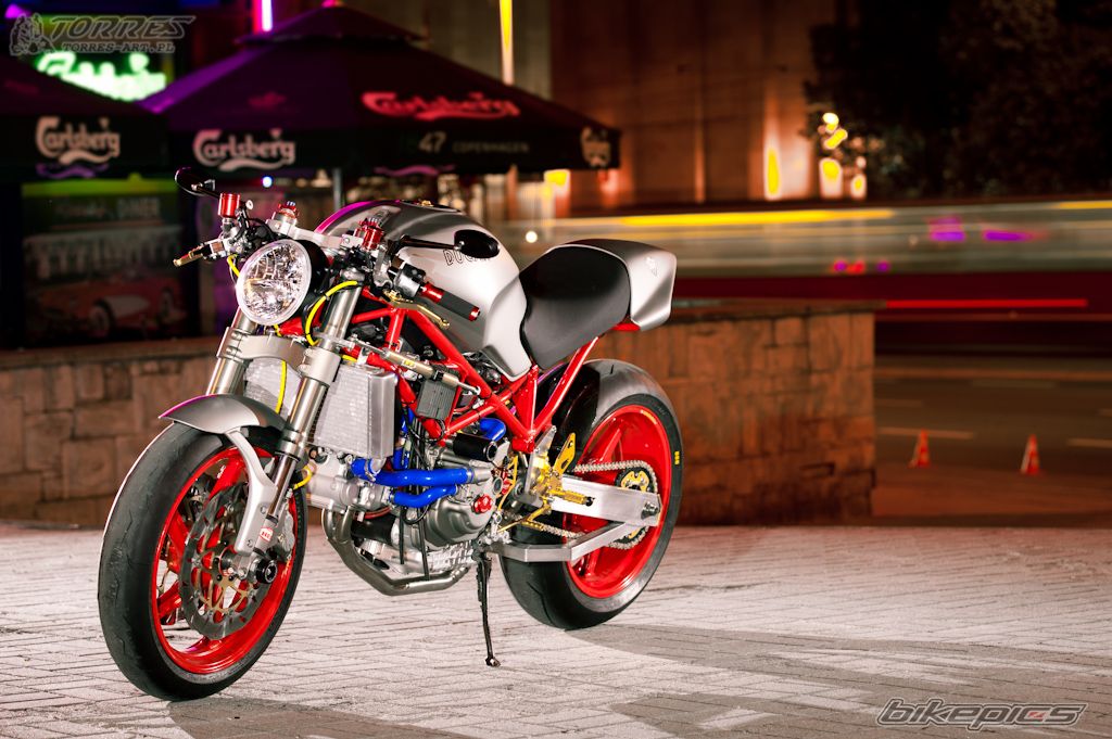2001 DUCATI 916 | Picture 2213330 motorcycle photo