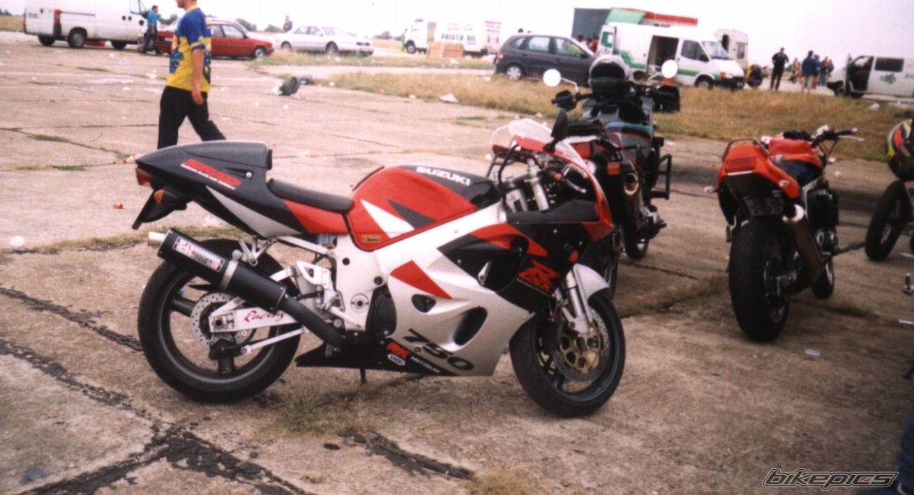 2002 SUZUKI TL1000R | Picture 221363 motorcycle photo