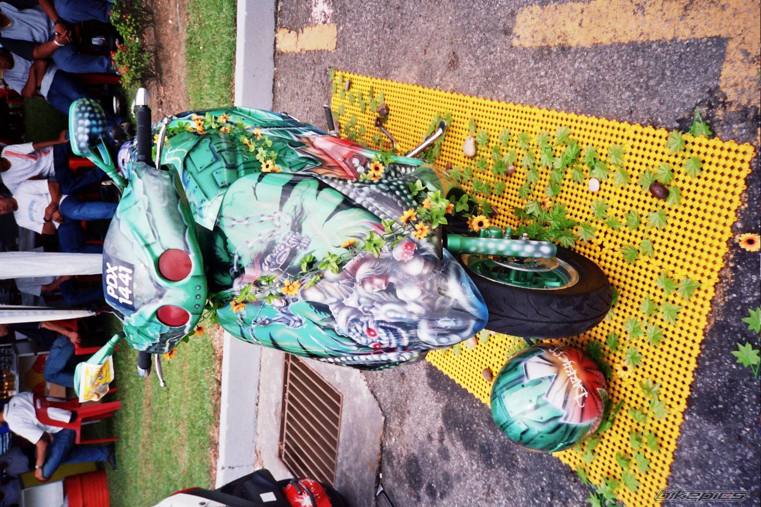 2004 SUZUKI VS 125 | Picture 221405 motorcycle photo