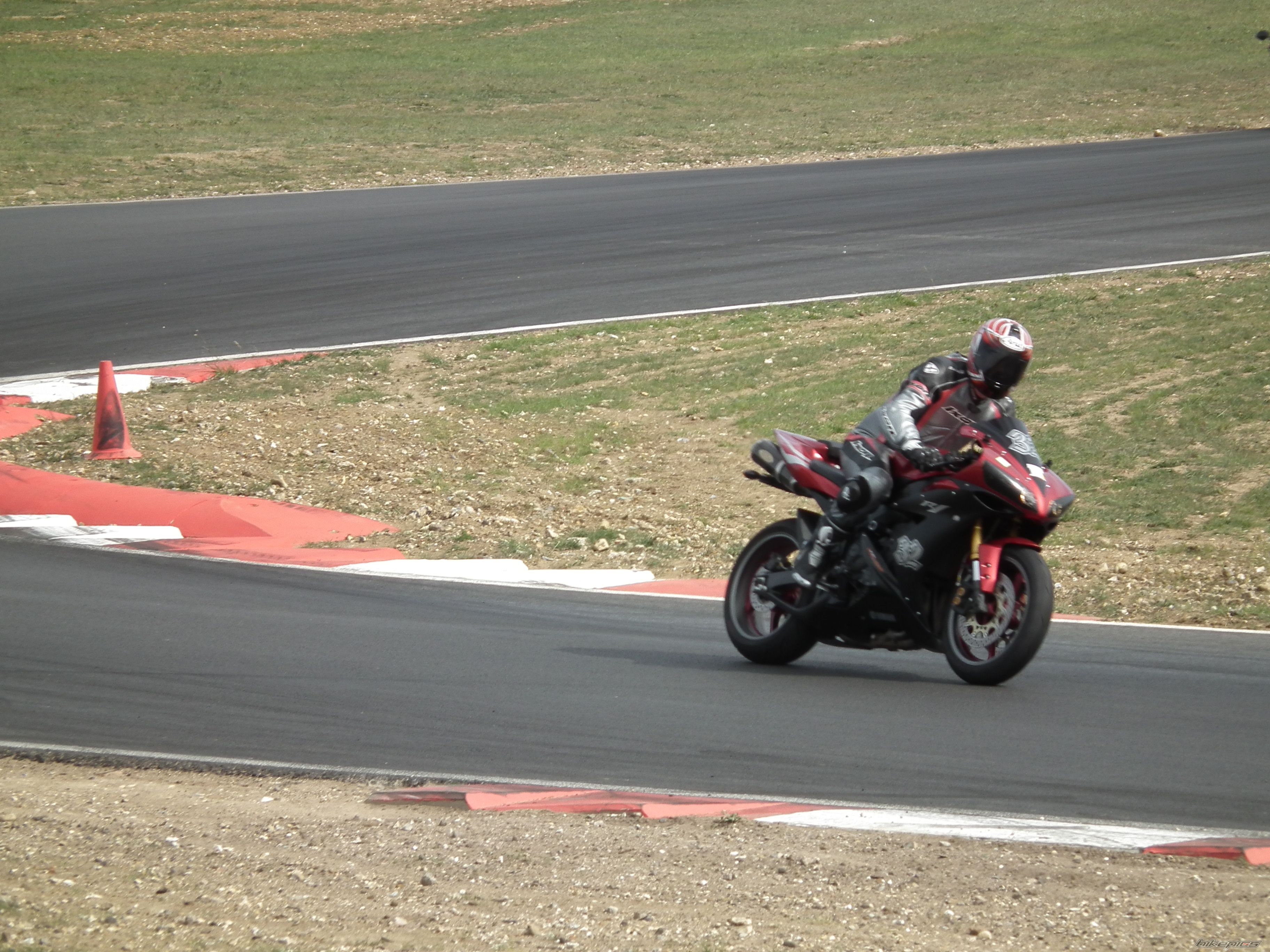 2006 YAMAHA YZF R1 | Picture 2214926 motorcycle photo