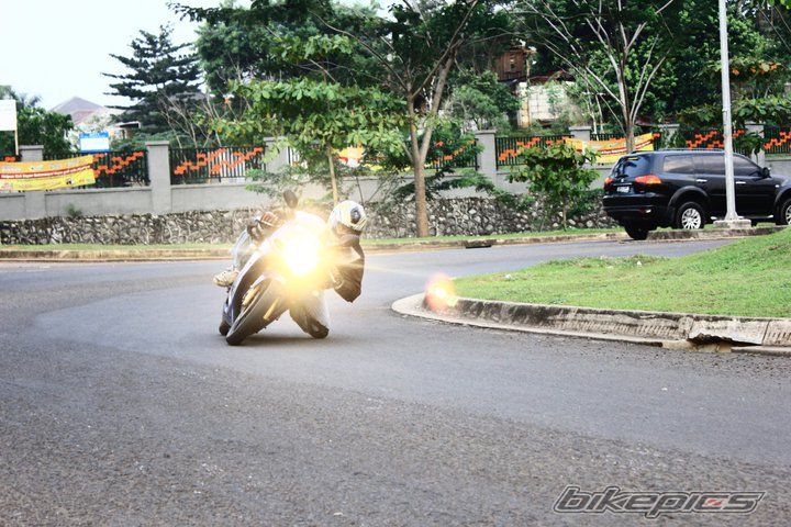 2012 KAWASAKI ZX 150 | Picture 2215273 motorcycle photo