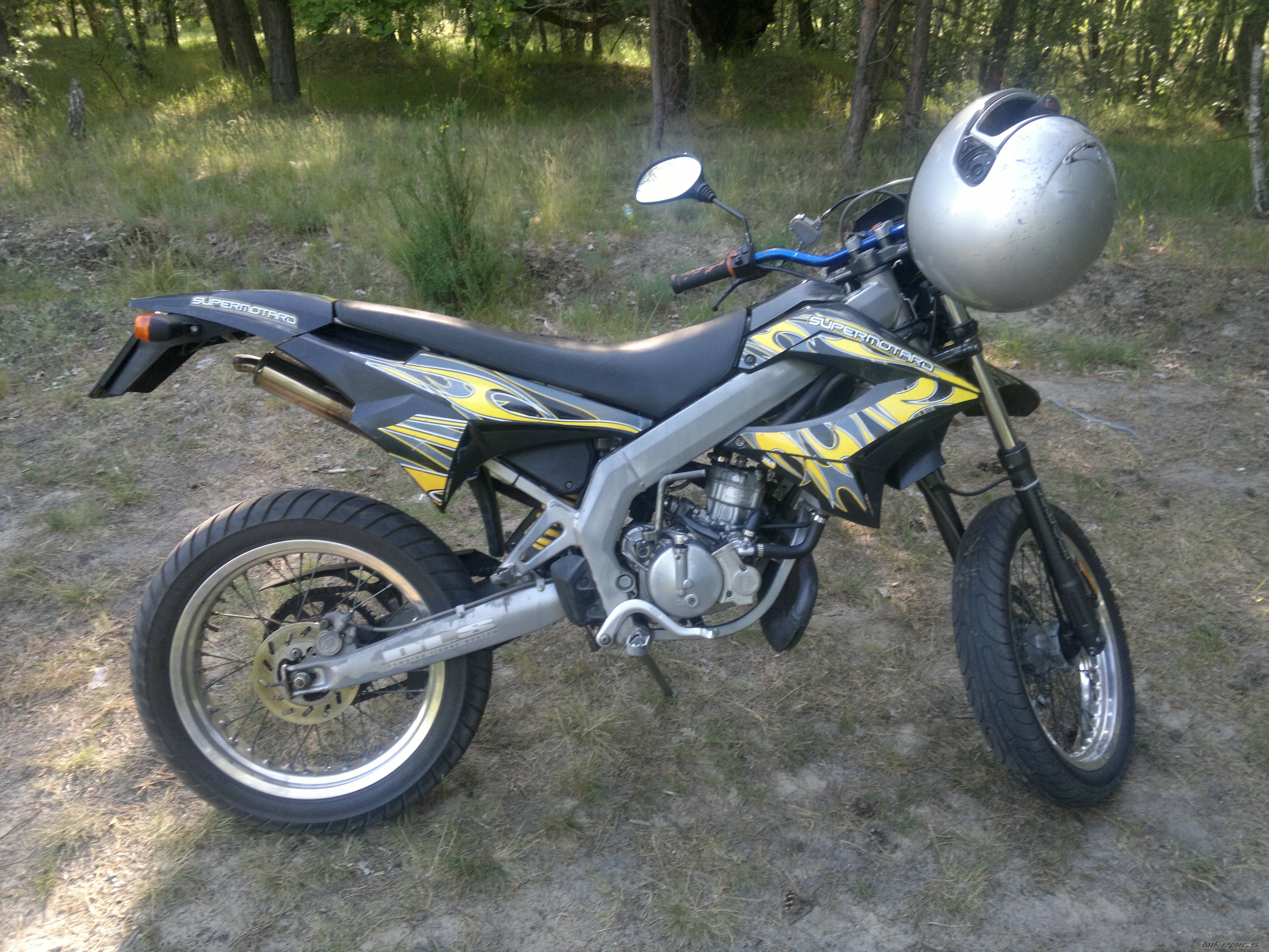 2004 DERBI SENDA SM 50 | Picture 2215980 motorcycle photo