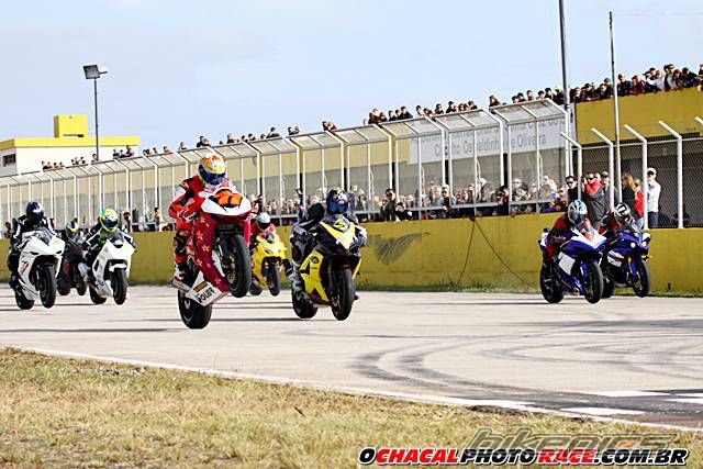 2012 YAMAHA YZF R1 | Picture 2217855 motorcycle photo