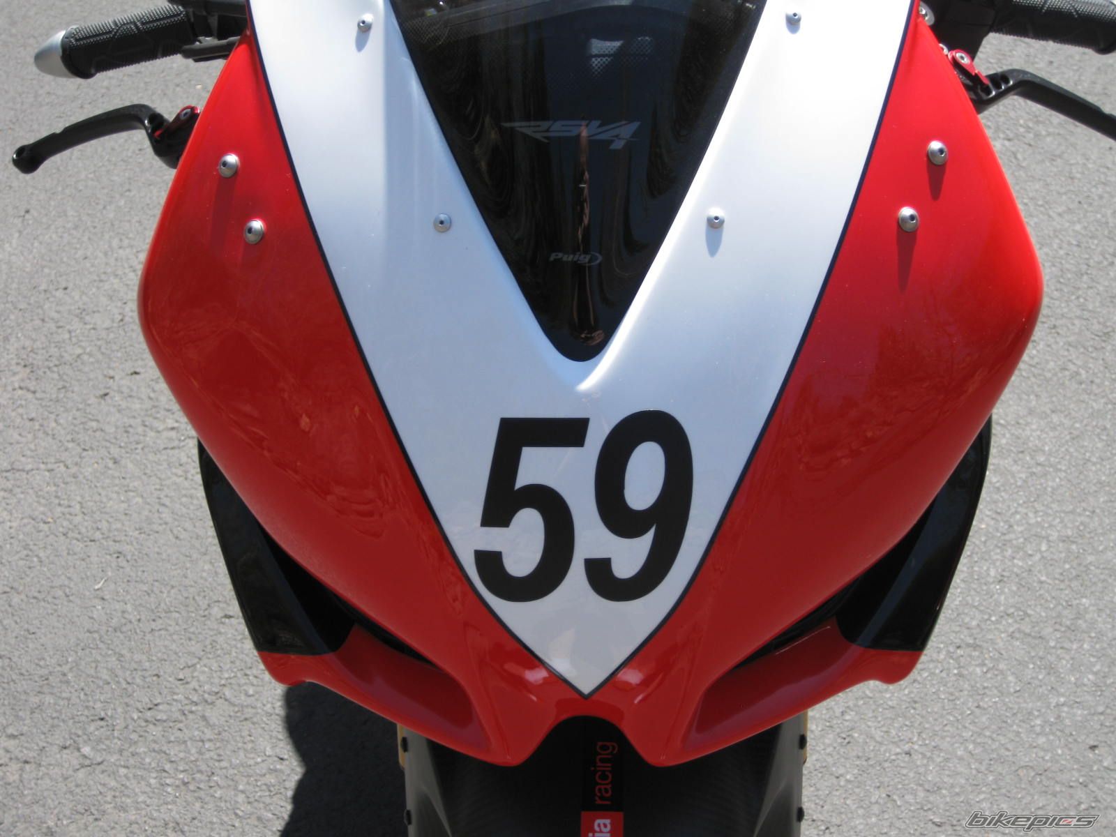 2009 APRILIA RSV4 FACTORY | Picture 2218128 motorcycle photo