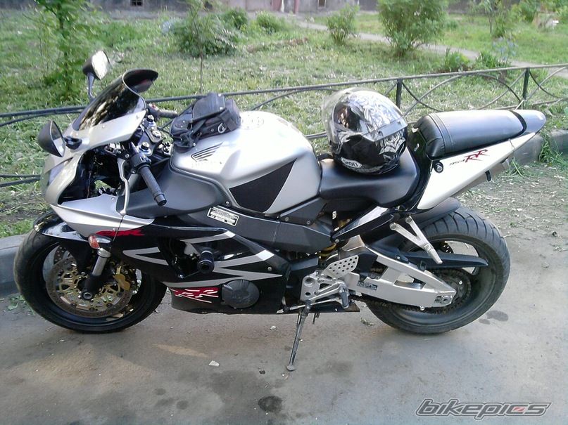 2003 HONDA CBR 954RR | Picture 2220923 motorcycle photo