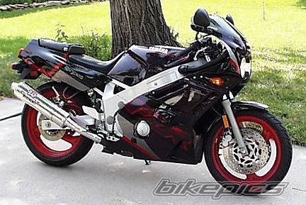 1995 YAMAHA FZR 600 | Picture 2222 motorcycle photo