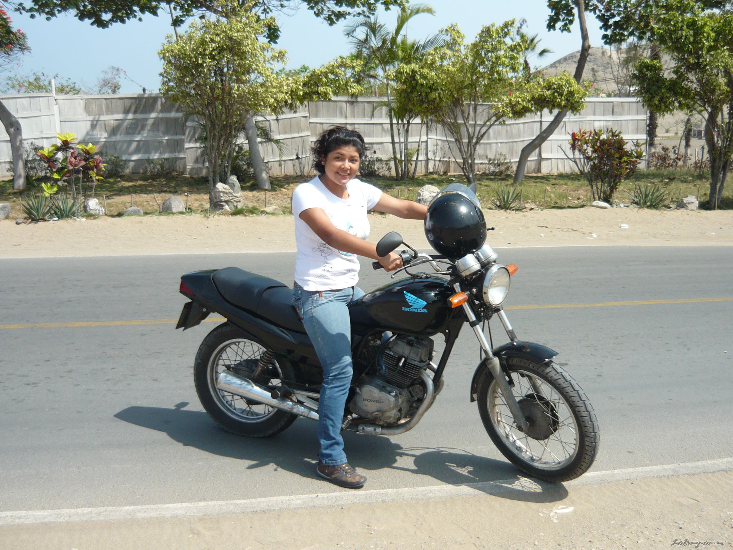1995 HONDA CB 250 | Picture 2222286 motorcycle photo