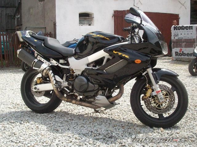 1999 HONDA VTR 1000 | Picture 2223897 motorcycle photo