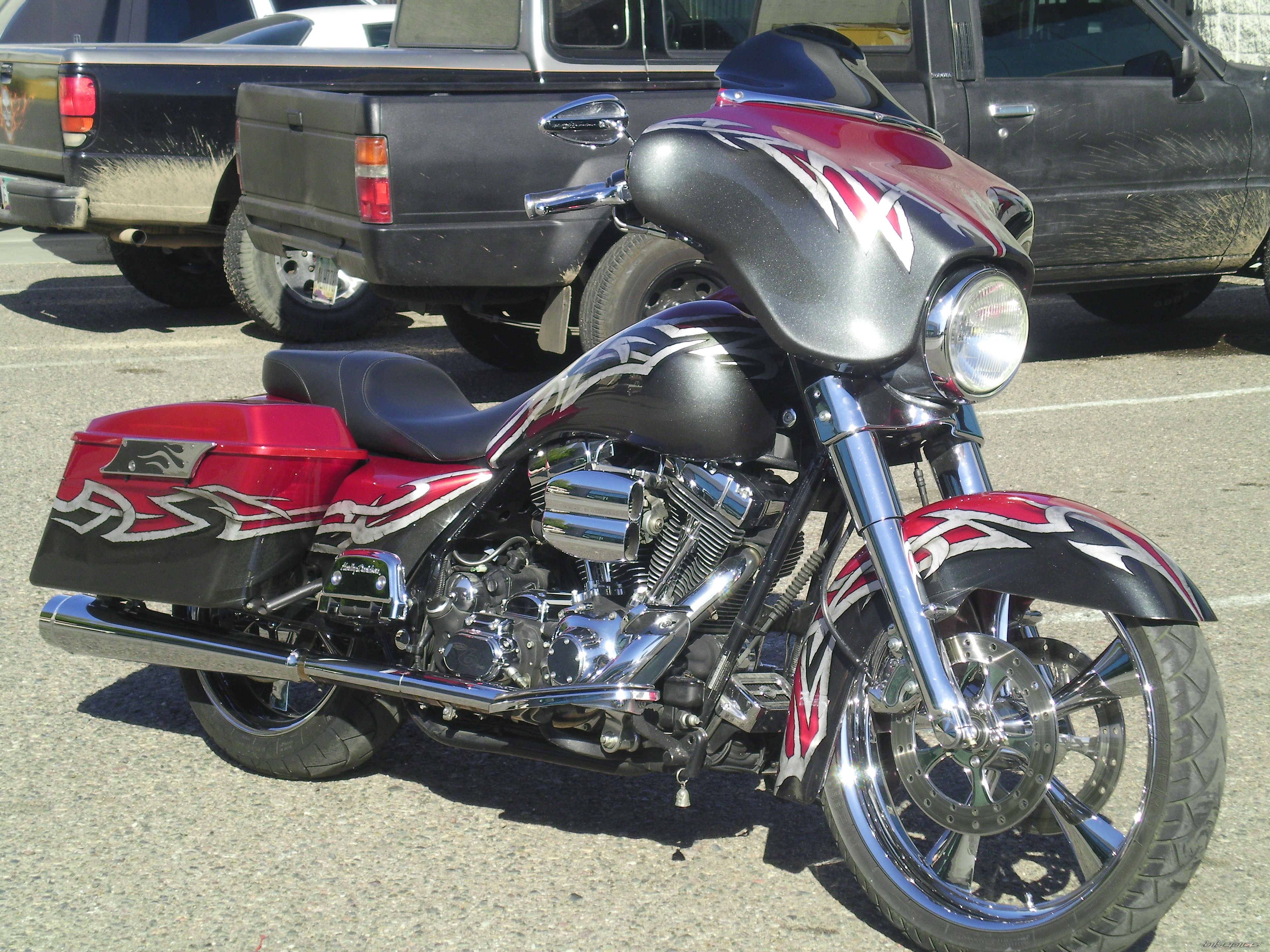 2006 HARLEY DAVIDSON HARLEY DAVISON ROAD KING CLASSIC | Picture 2225246 motorcycle photo