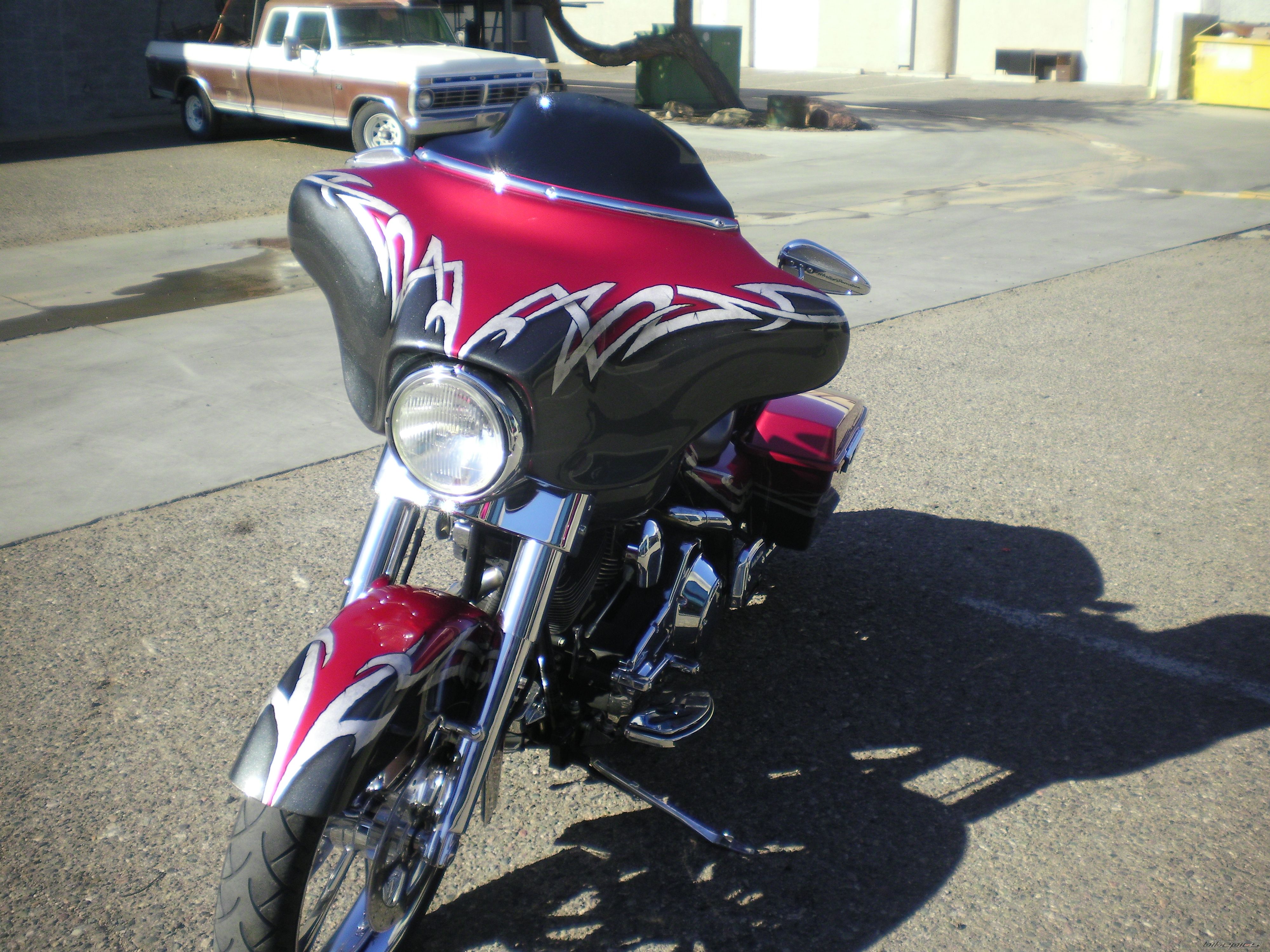 2006 HARLEY DAVIDSON HARLEY DAVISON ROAD KING CLASSIC | Picture 2225261 motorcycle photo