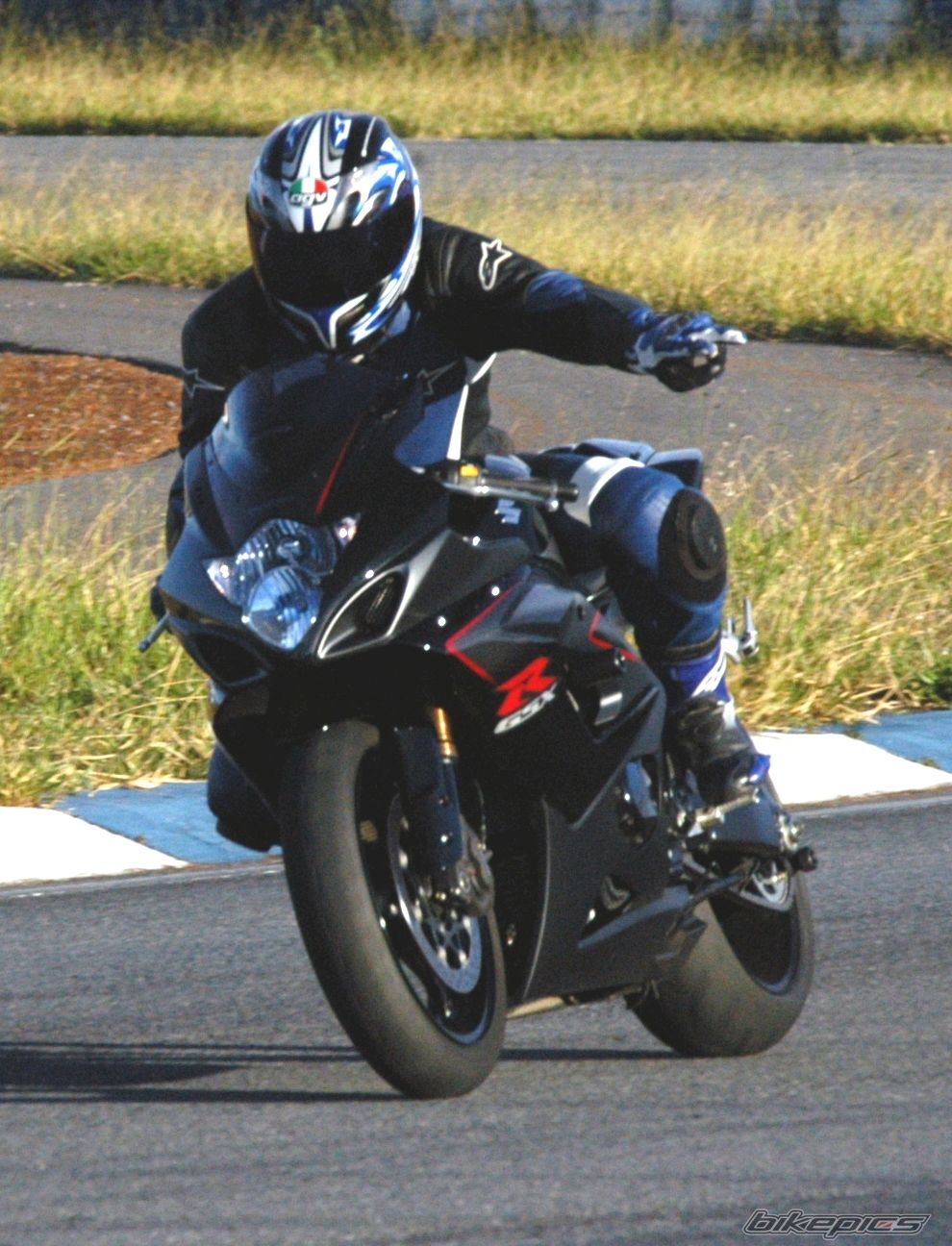 2006 SUZUKI GSX R 1000 | Picture 2225277 motorcycle photo