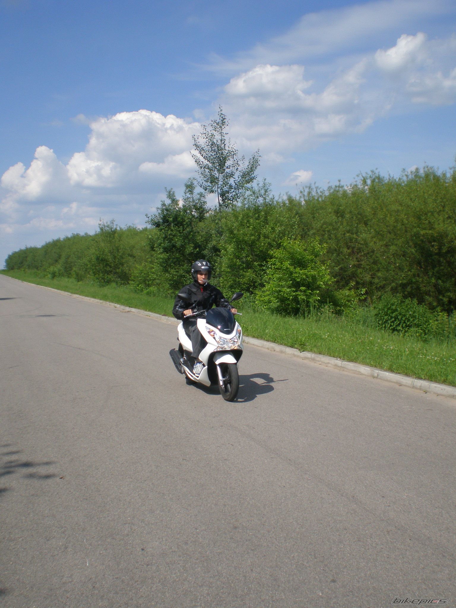 2011 HONDA PCX | Picture 2225862 motorcycle photo