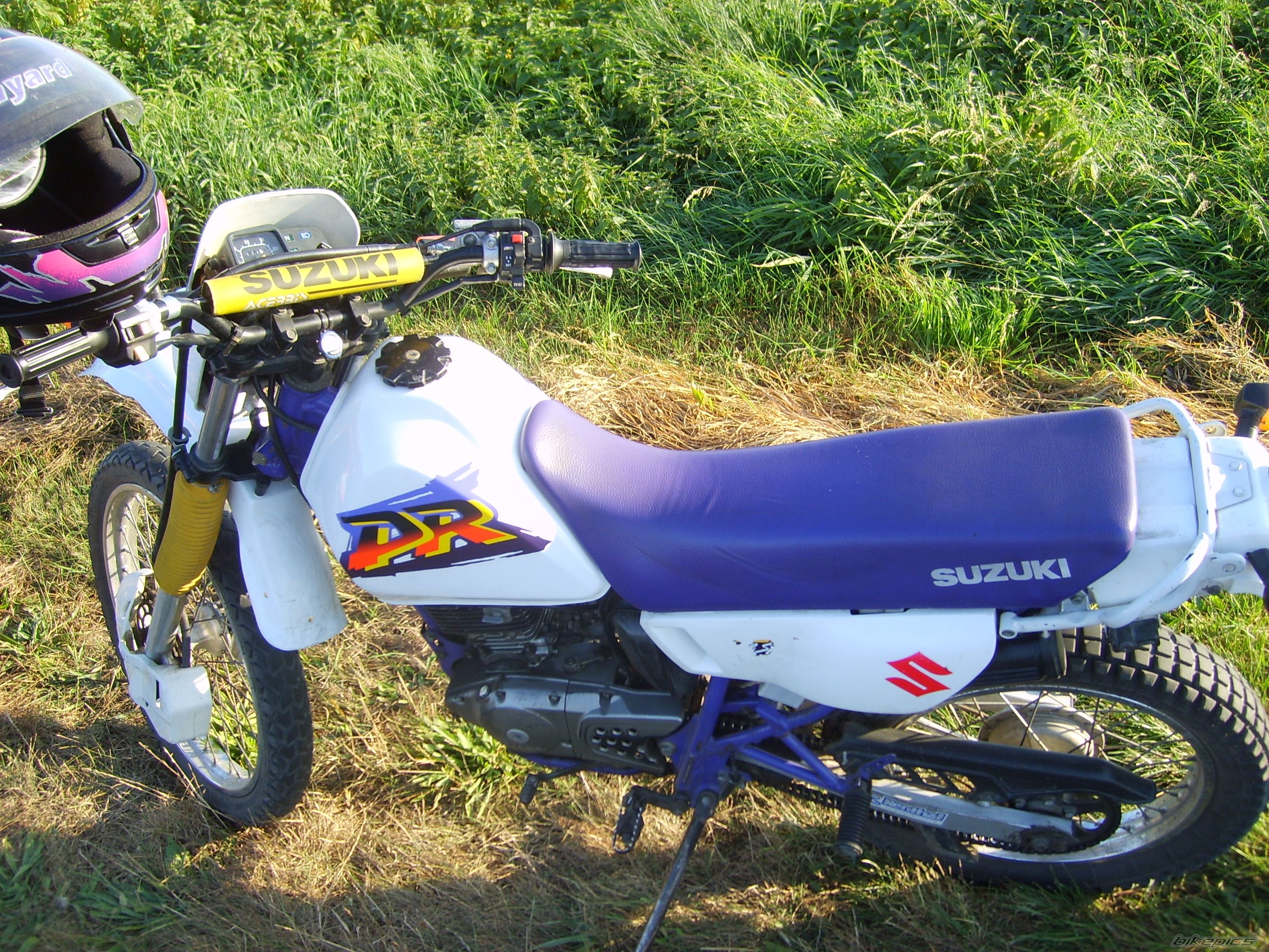 1996 SUZUKI DR 125 | Picture 2227045 motorcycle photo