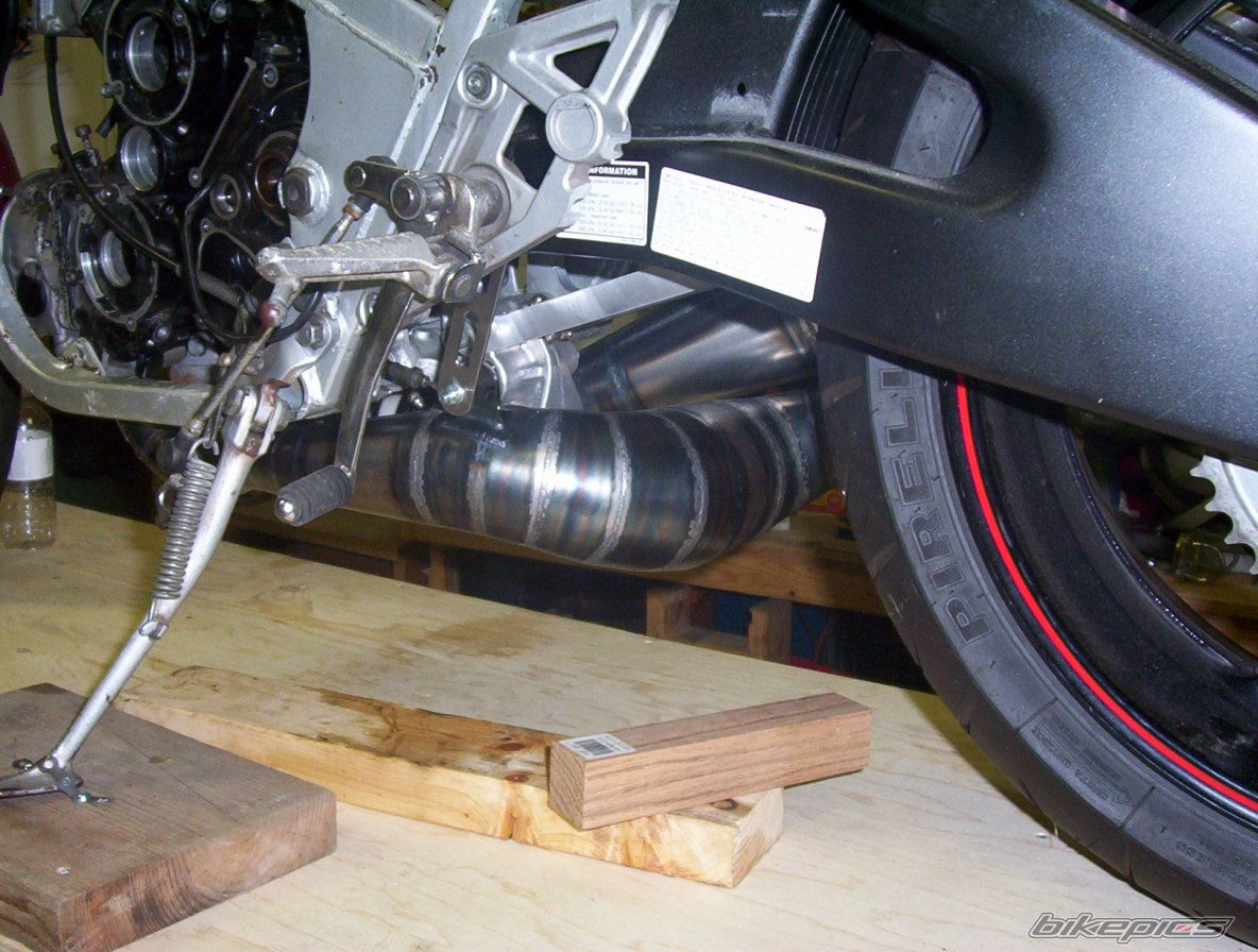 1985 YAMAHA RZ 500 | Picture 2228537 motorcycle photo