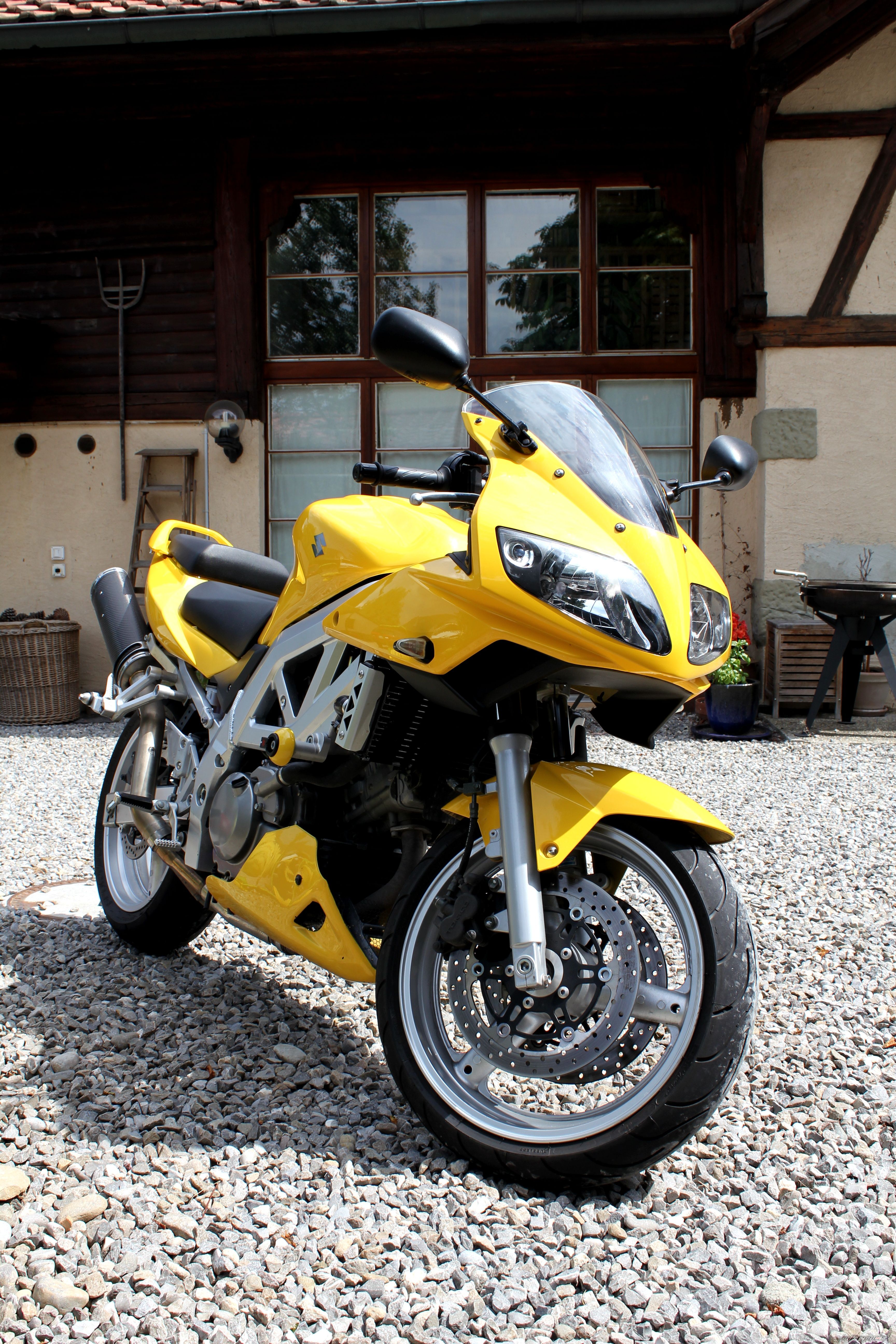 2004 SUZUKI SV 650S | Picture 2228708 motorcycle photo